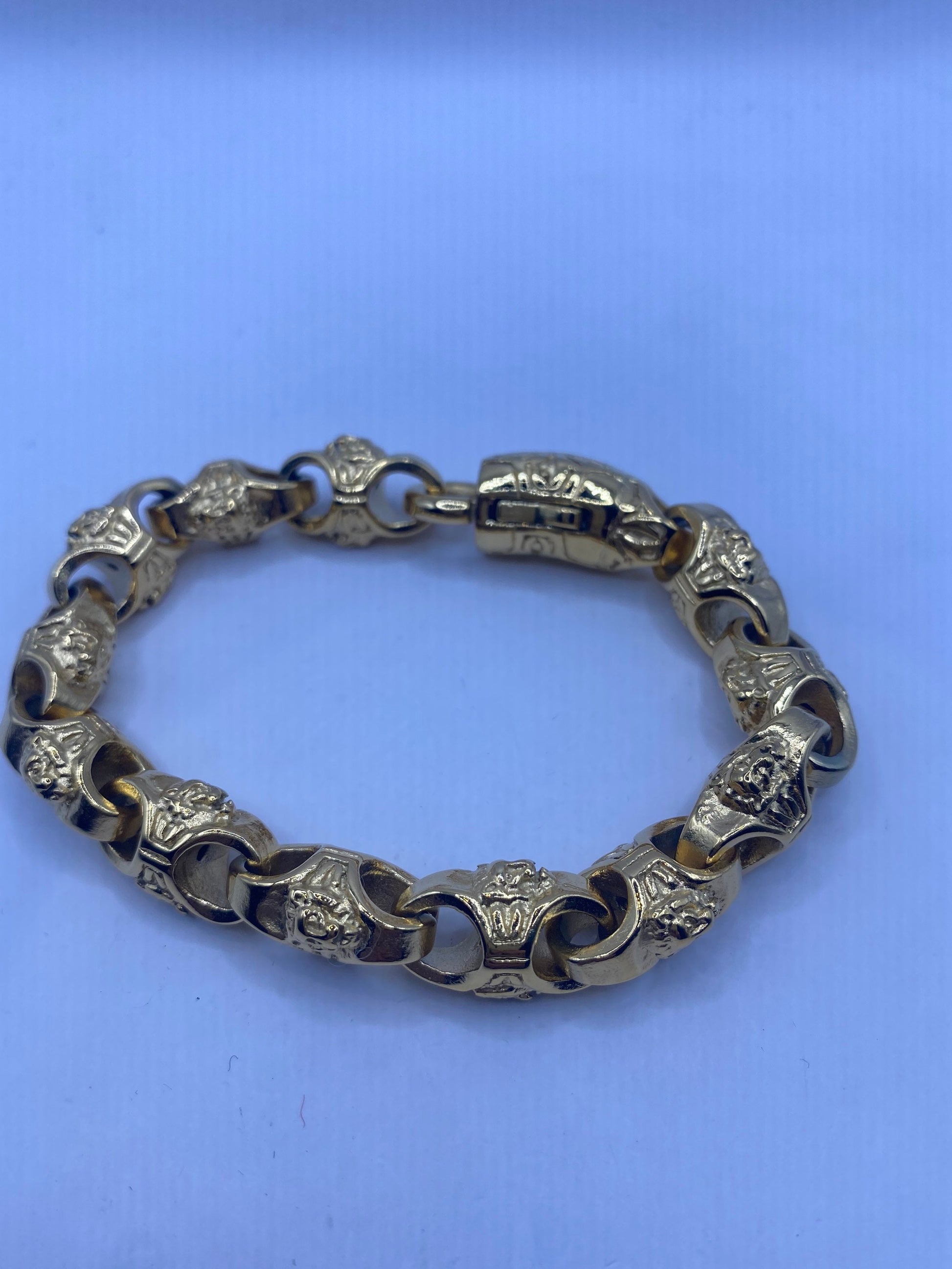 Vintage Style 9 inch Stainless Steel Lion Bracelet