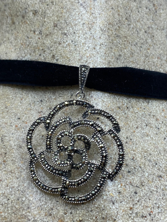 Vintage Marcasite Rose Choker 925 Sterling Silver Pendant Necklace