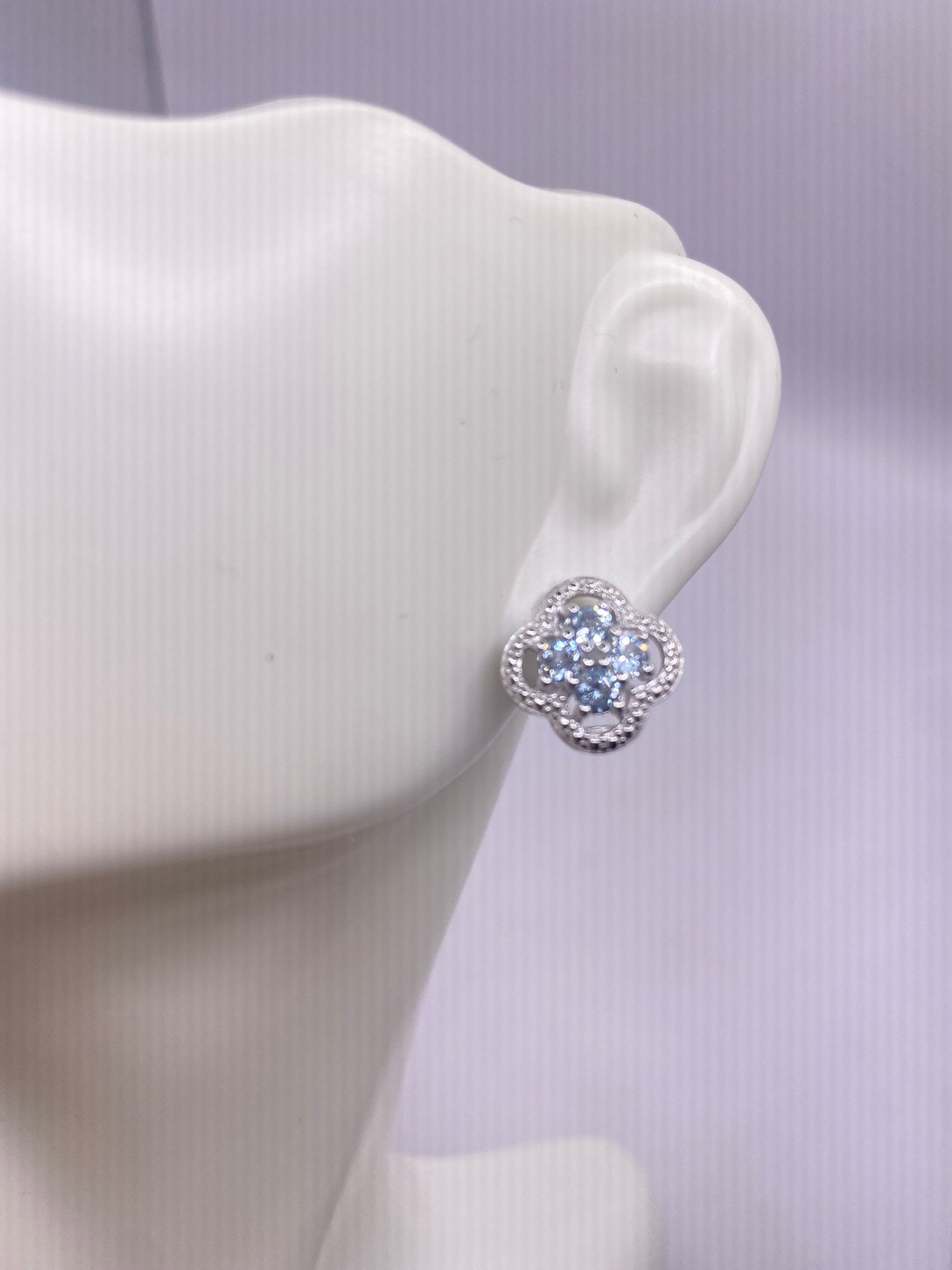 Vintage Blue Topaz Gemstone 925 Sterling Silver Stud Earrings