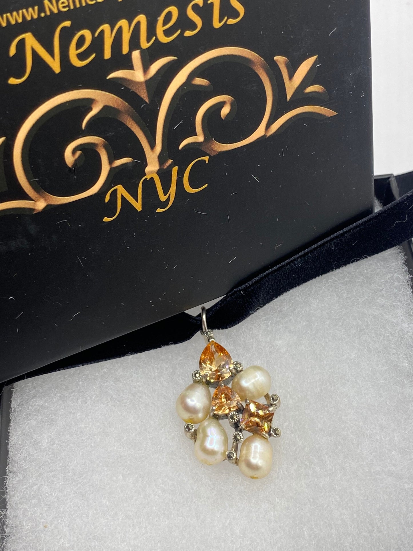 Vintage Handmade 925 Sterling Silver Genuine Pearl Golden CZ Antique Pendant Necklace Velvet Choker
