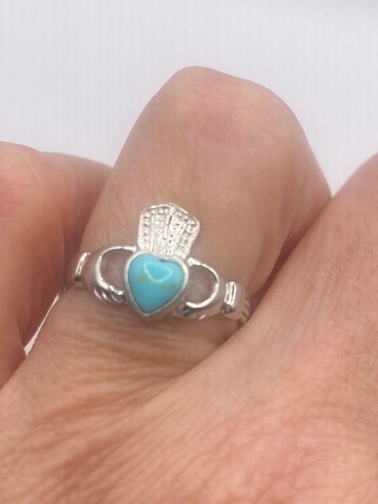 Vintage 925 Sterling Silver Turquoise Claddagh Ring
