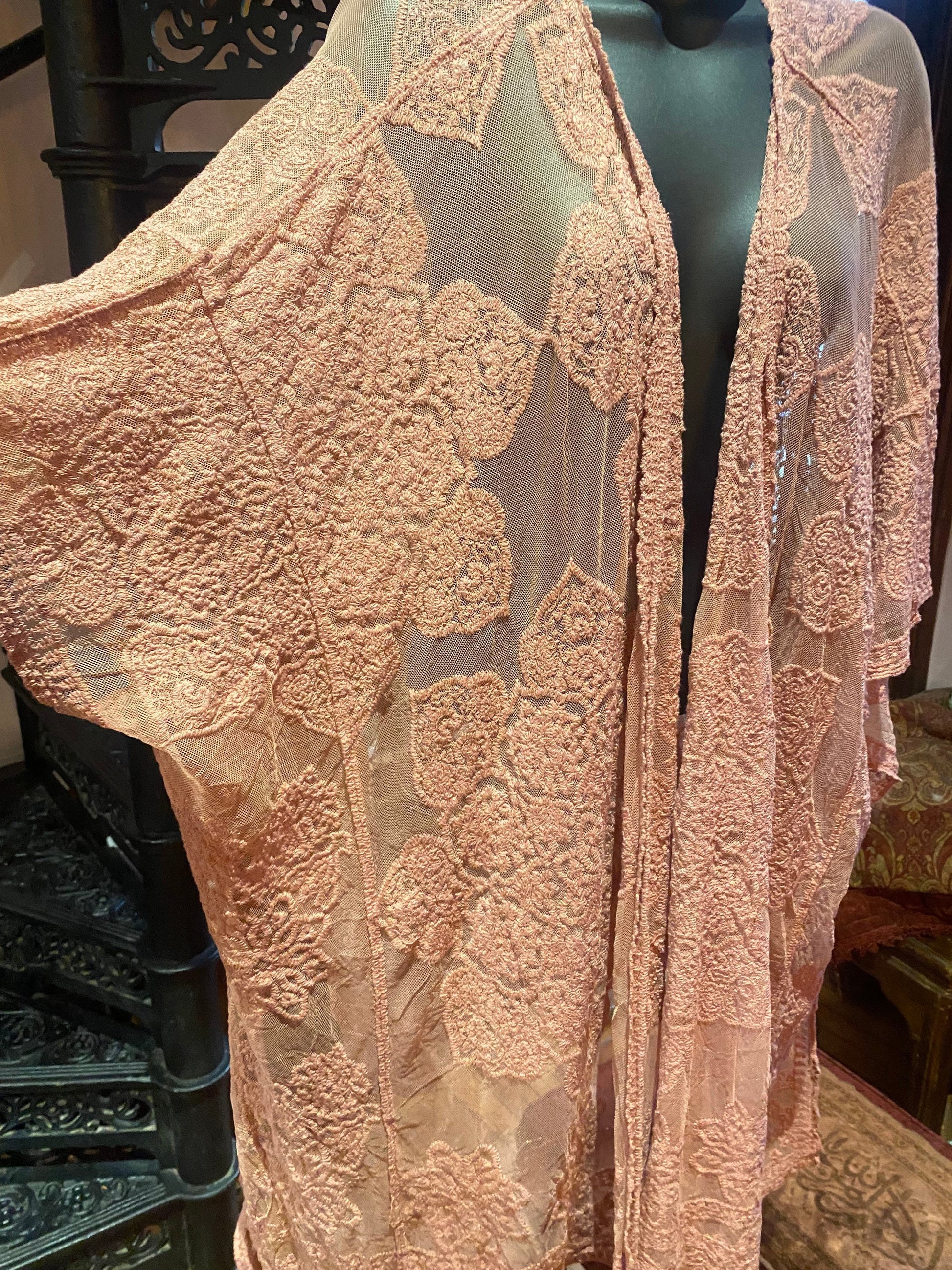 Lace Kimono Jacket Vintage Style Pastel Pink Embroidered wrap