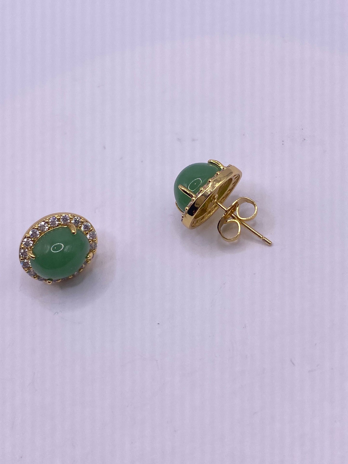 Vintage Green Nephrite Jade Golden Bronze Earrings