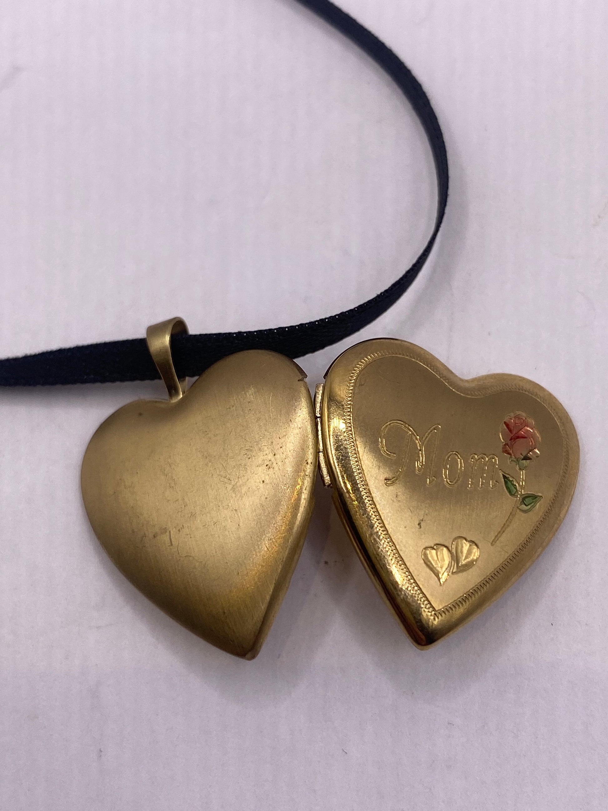 Vintage Heart Locket Choker Gold Filled MOM Necklace