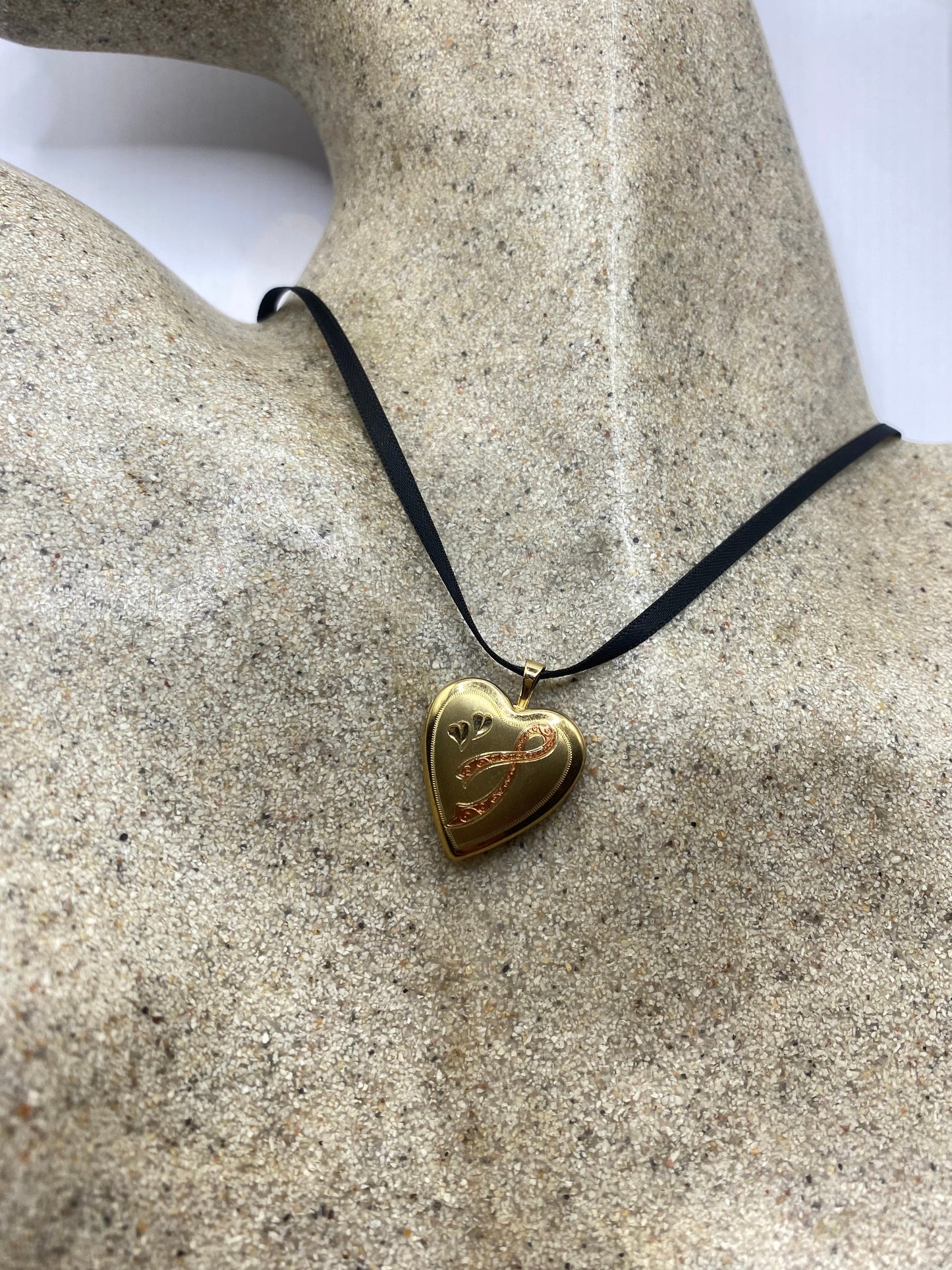 Vintage Gold Locket | Tiny Heart 9k Gold Filled Pendant Photo Memory Charm Engraved Pink Ribbon Hearts | Choker Necklace