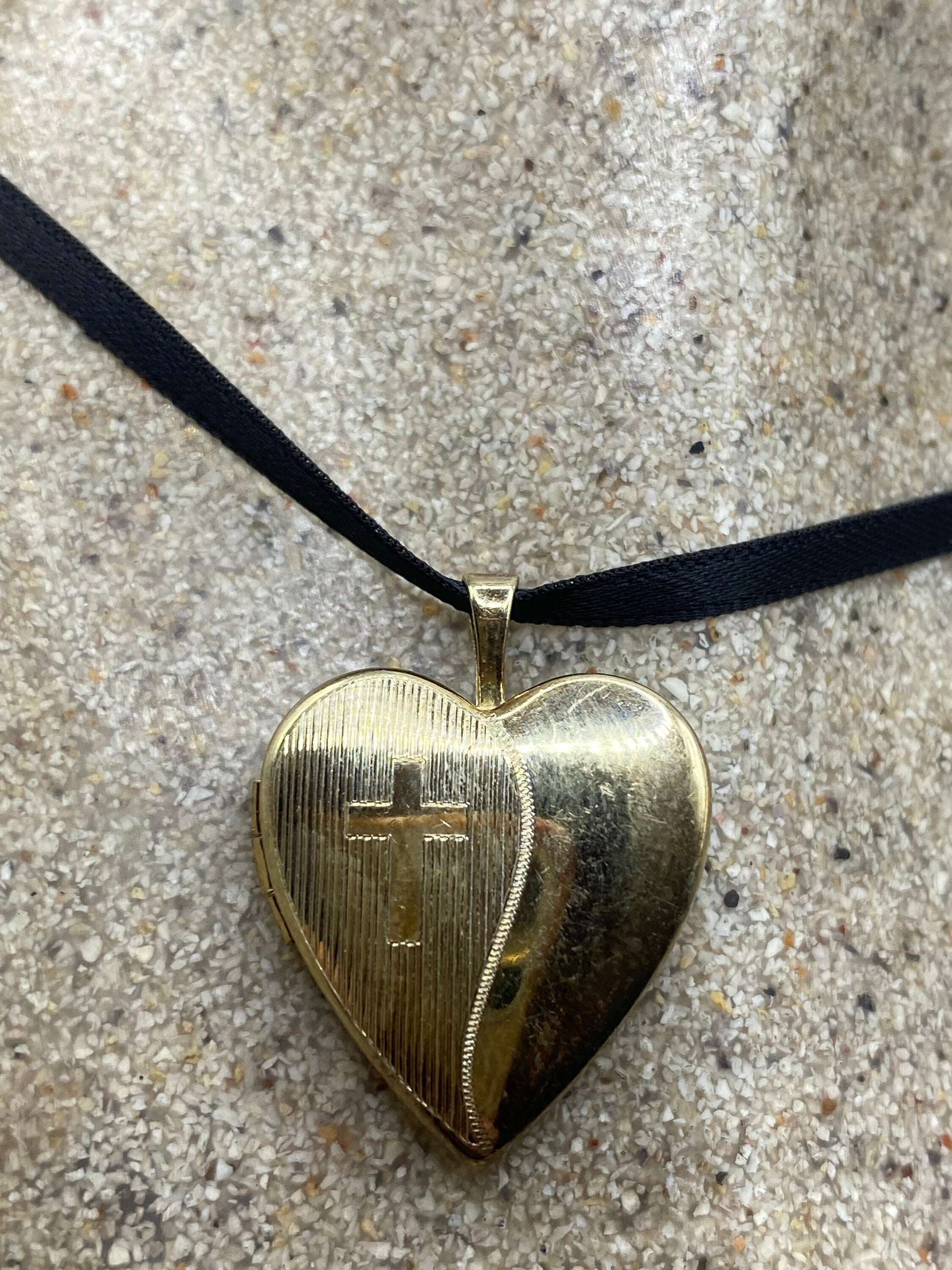 Vintage Gold Locket | Tiny Heart 9k Gold Filled Pendant Photo Memory Charm Engraved Cross | Choker Necklace