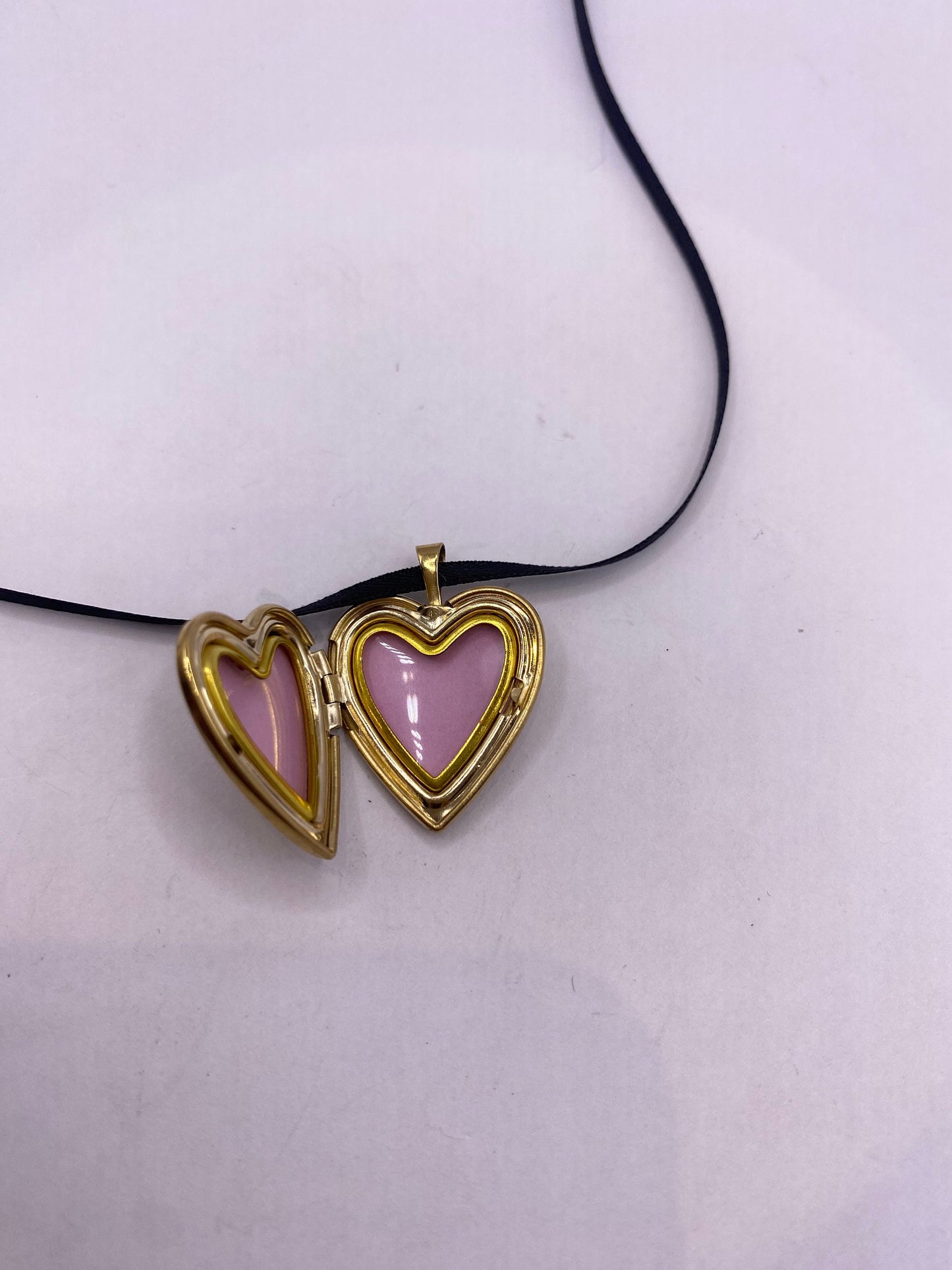 Vintage Gold Locket | Tiny Heart 9k Gold Filled Pendant Photo Memory Charm Engraved Cross Woman Prayer Hands | Choker Necklace
