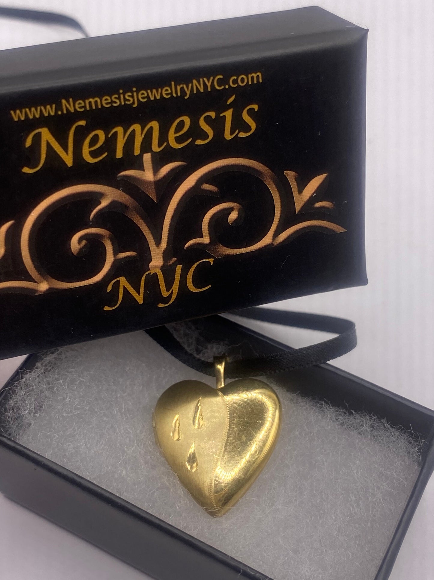 Vintage Gold Locket | Tiny Heart 9k Gold Filled Pendant Photo Memory Charm Engraved Teardrops | Choker Necklace