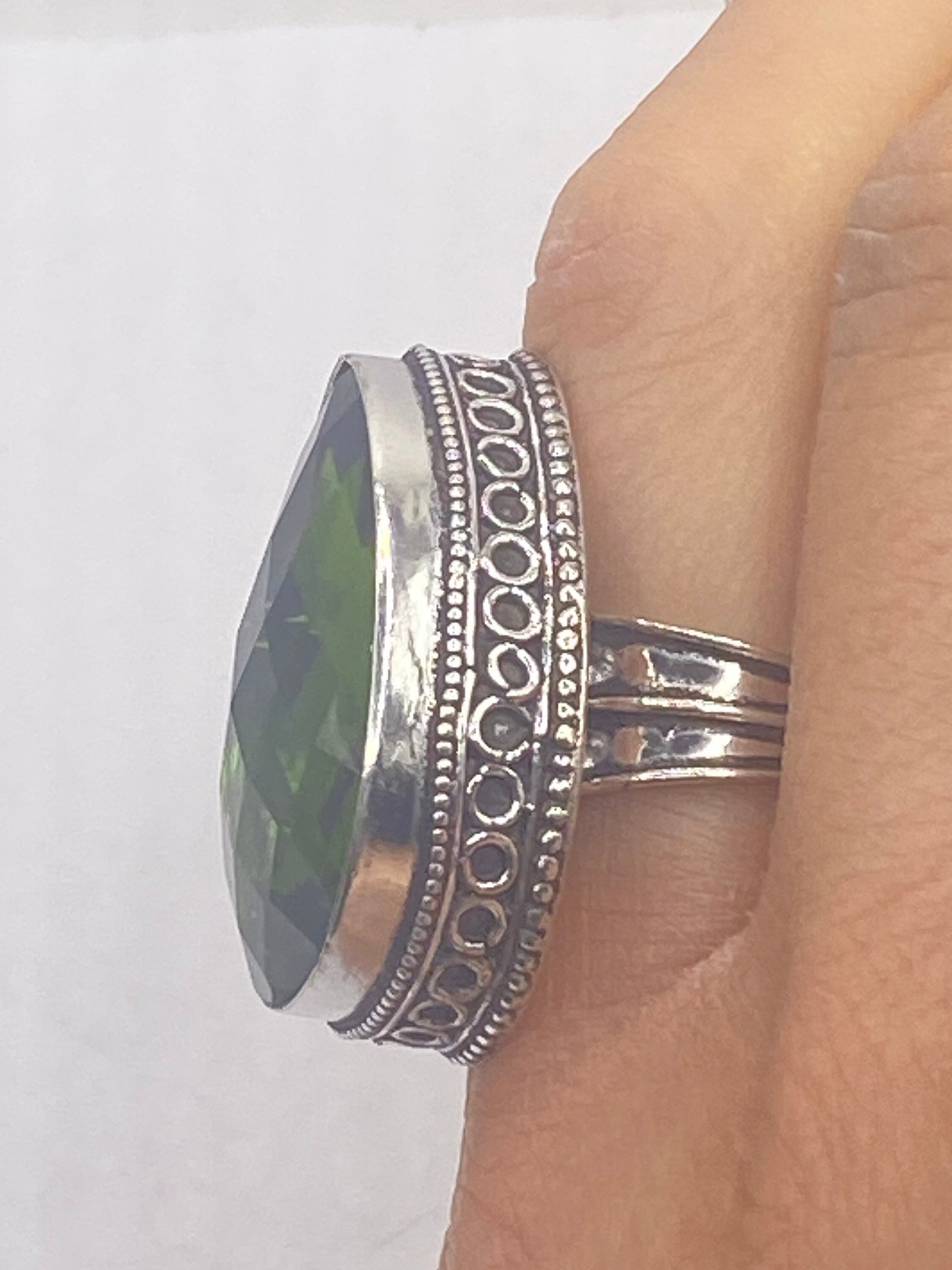 Vintage Green Antique Glass Cocktail Ring