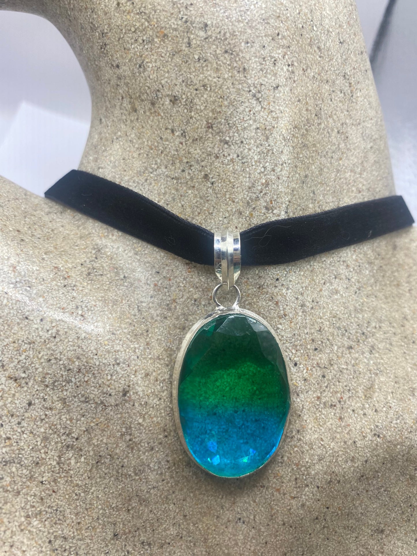 Blue Green Handmade Gothic Silver Finished Genuine Facetted Antique Volcanic Glass Choker Necklace