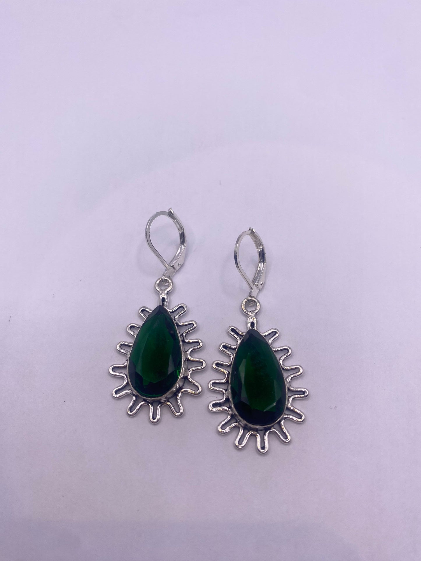 Vintage Green Crystal Glass Earrings 925 Sterling Silver Leverback