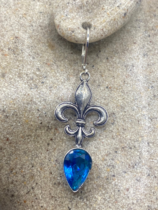Antique Vintage Aqua Blue Volcanic Glass Silver Dangle Earrings