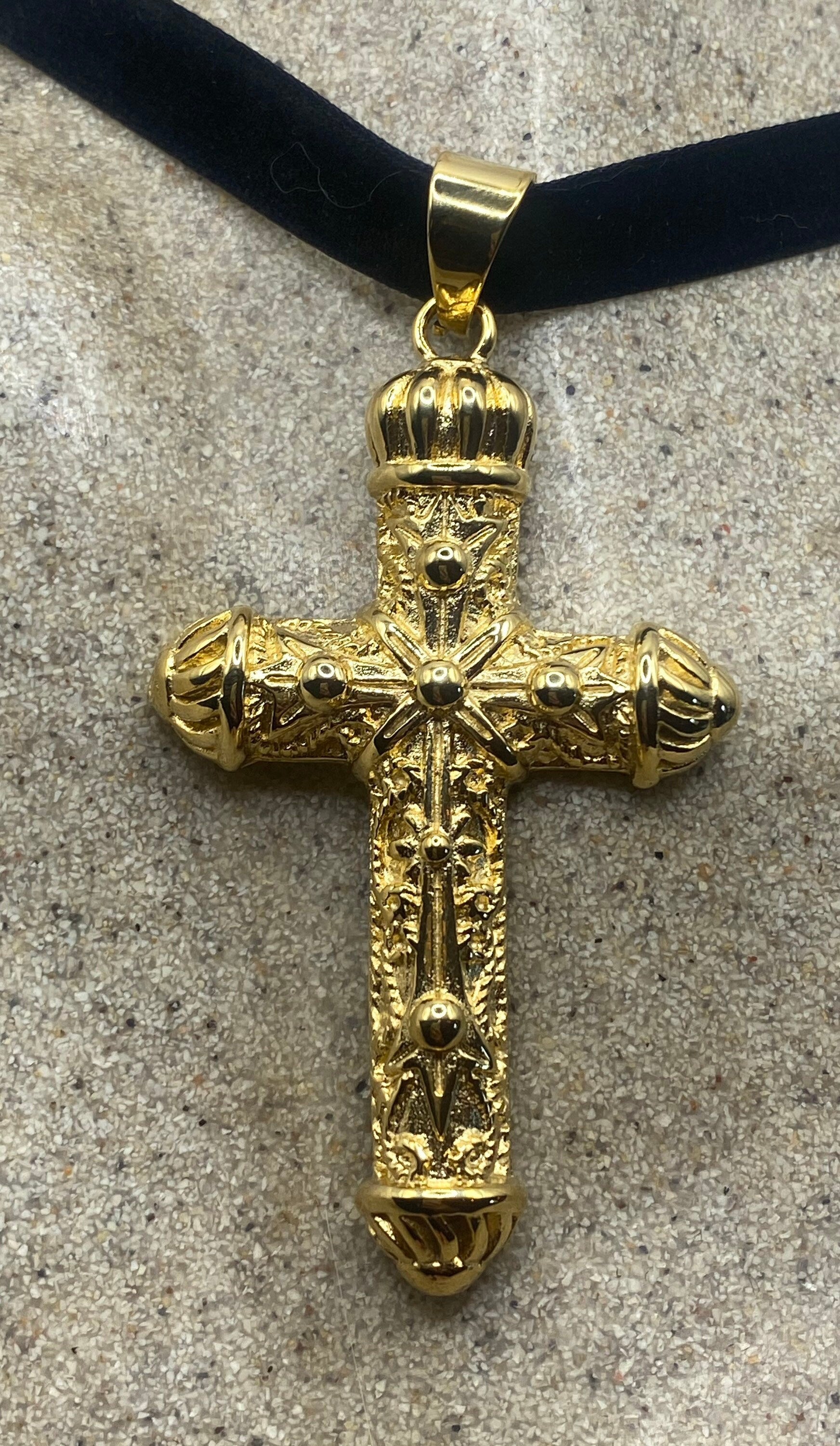 vintage Celtic Gold Stainless Steel Cross pendant necklace