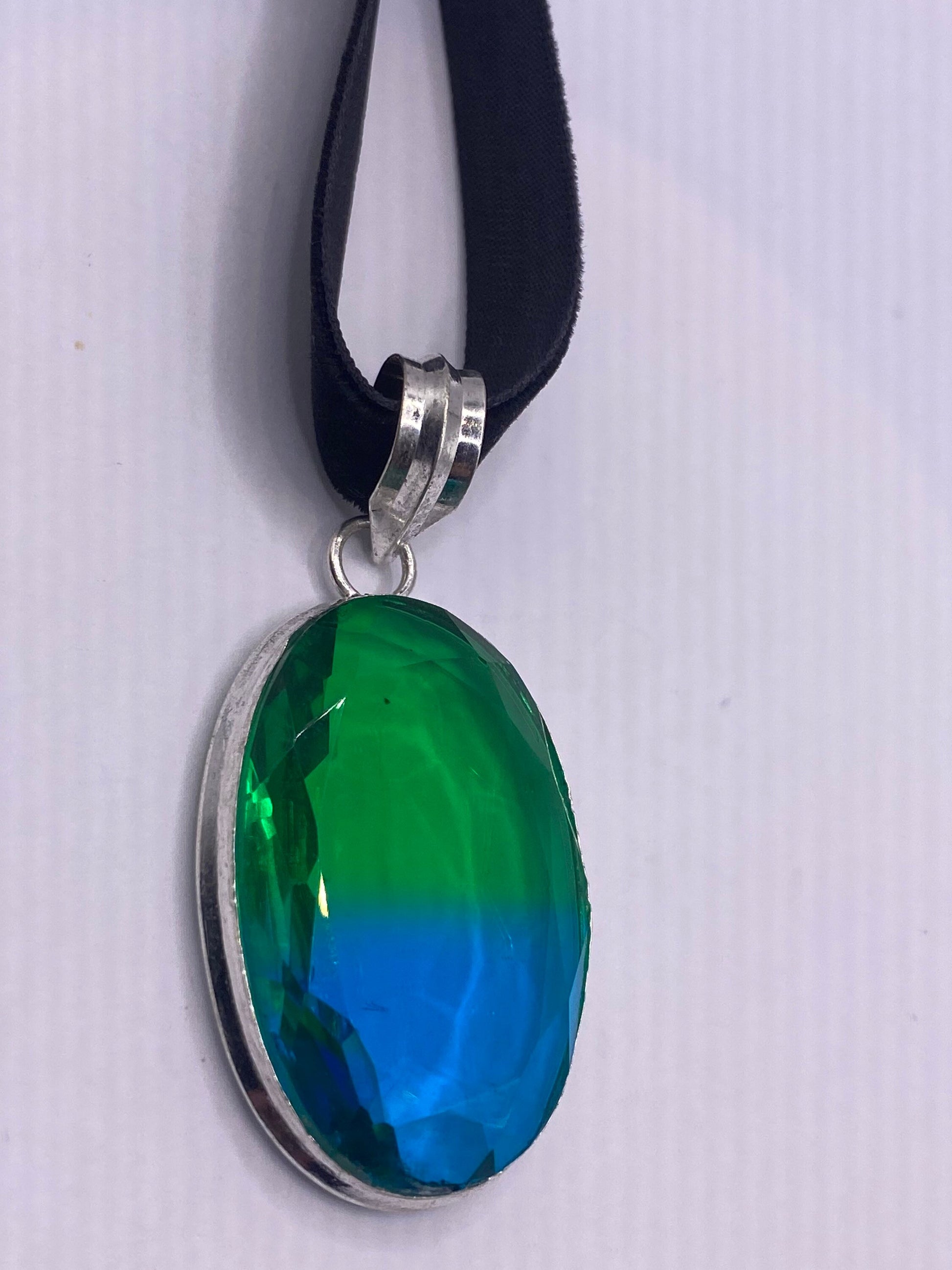 Vintage Green Glass Choker Silver Finished Necklace