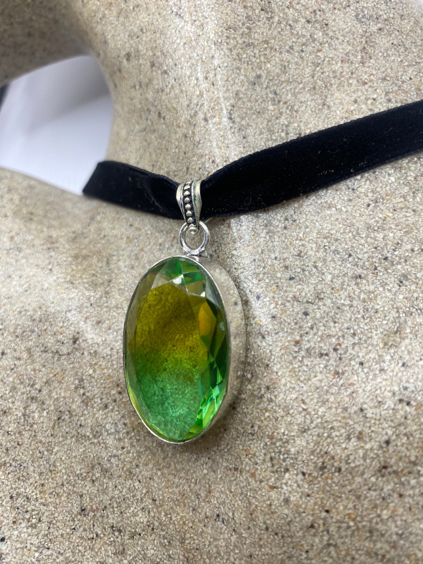 Vintage Green Glass Choker Silver Finished Necklace