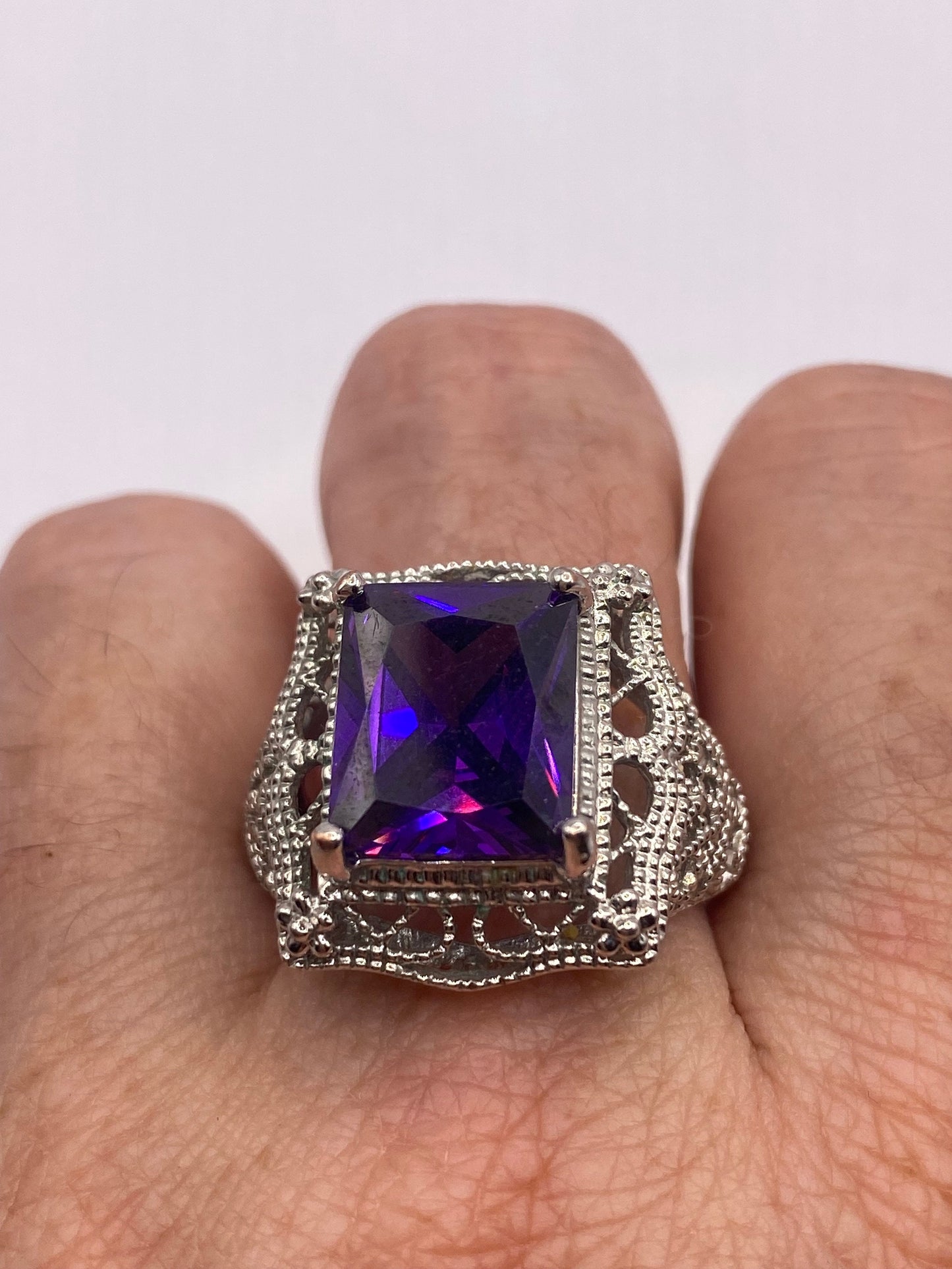 Vintage purple Crystal Amethyst Filigree setting 925 Sterling Silver gothic Ring Size 9