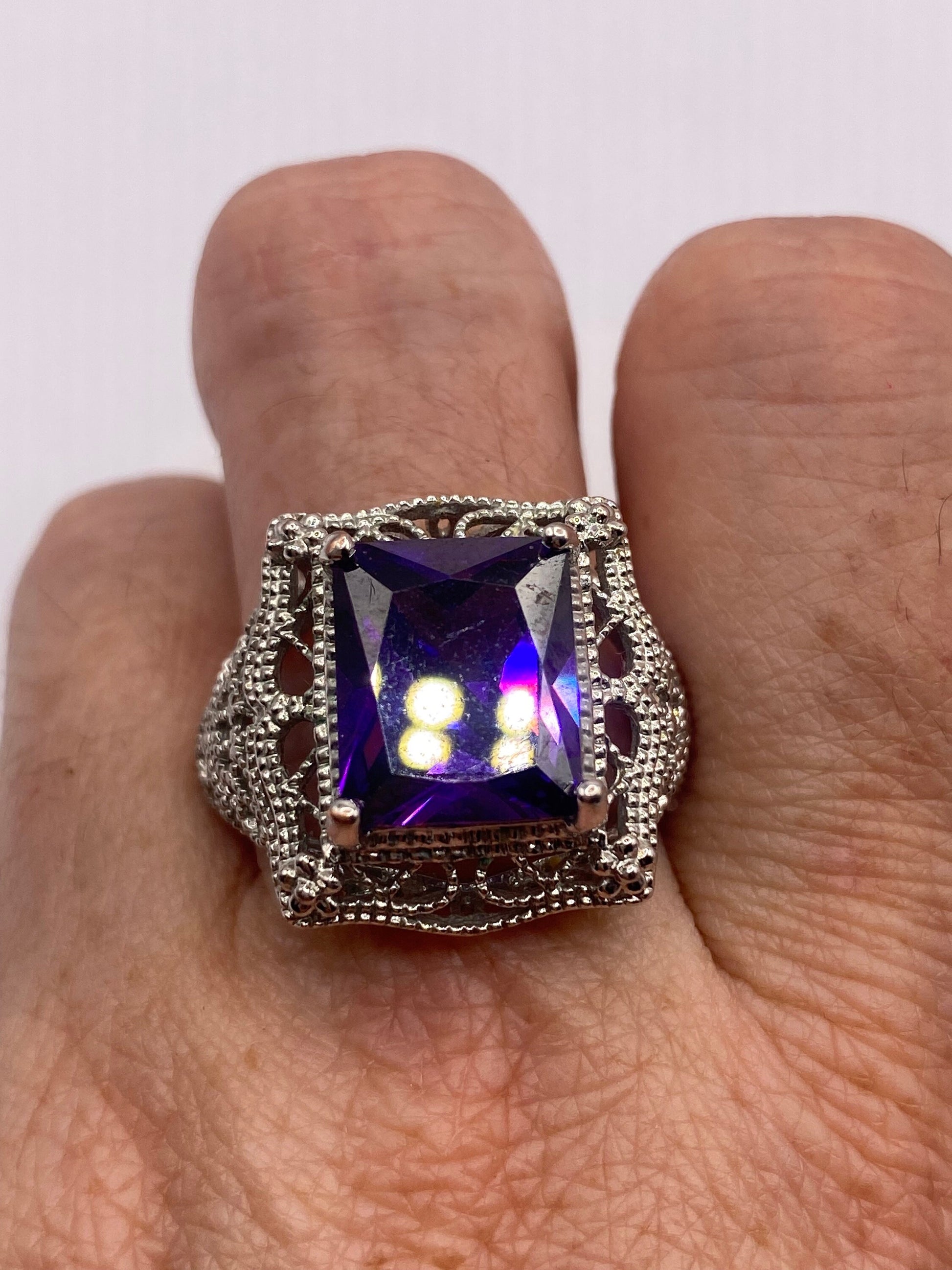 Vintage purple Crystal Amethyst Filigree setting 925 Sterling Silver gothic Ring Size 9