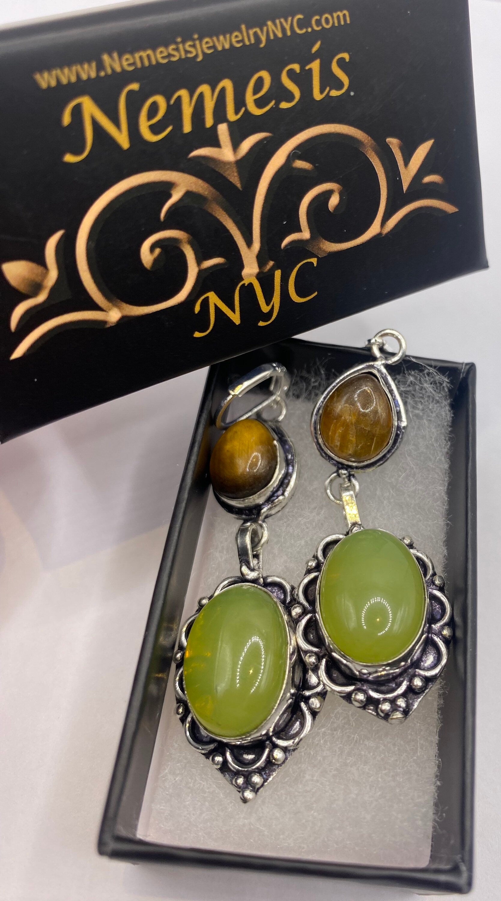 Vintage Tigers Eye Green Chalcedony Dangle Earrings 925 Sterling Silver Lever Backs