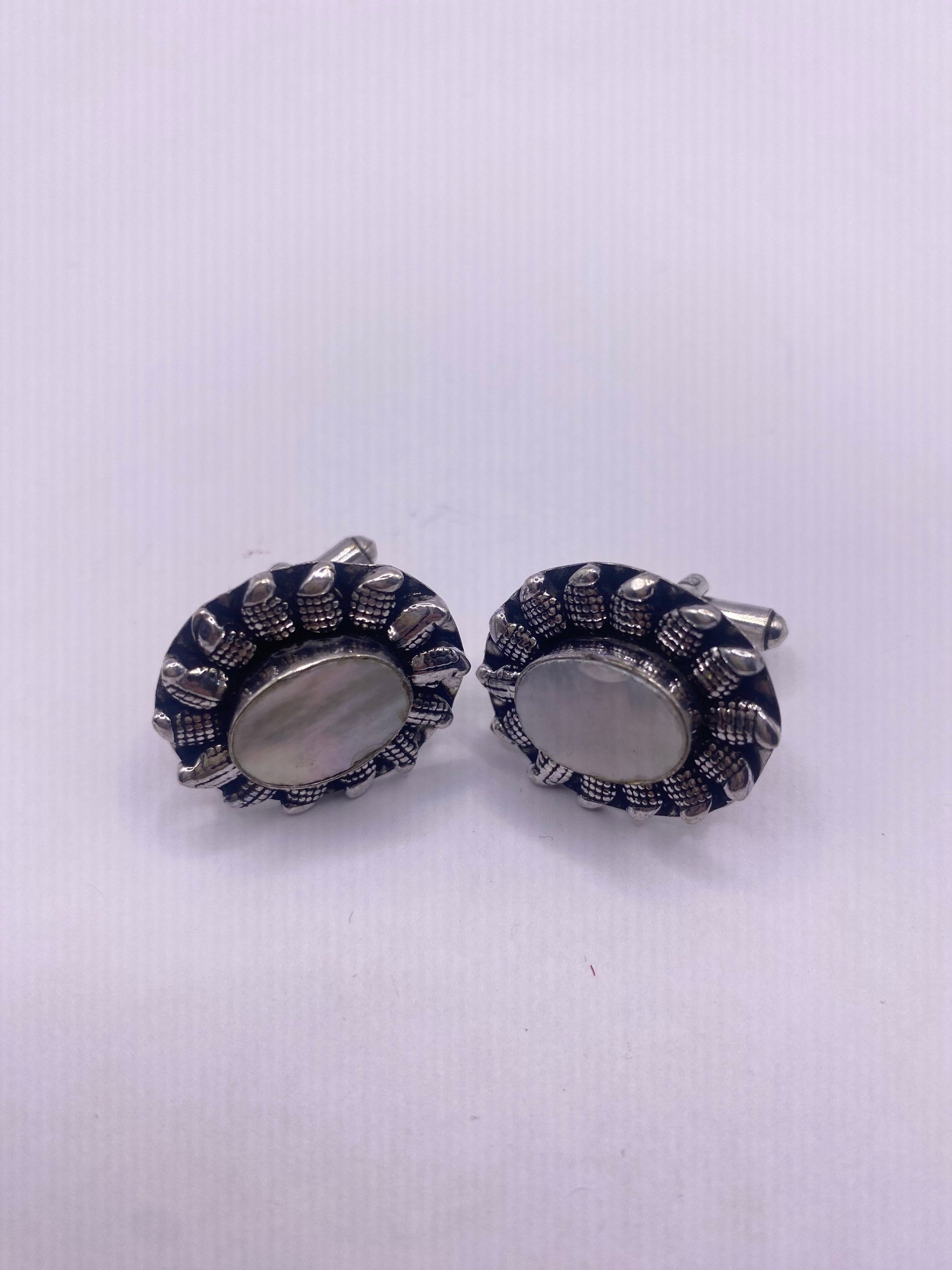 Vintage White Mother of Pearl Cuff Links