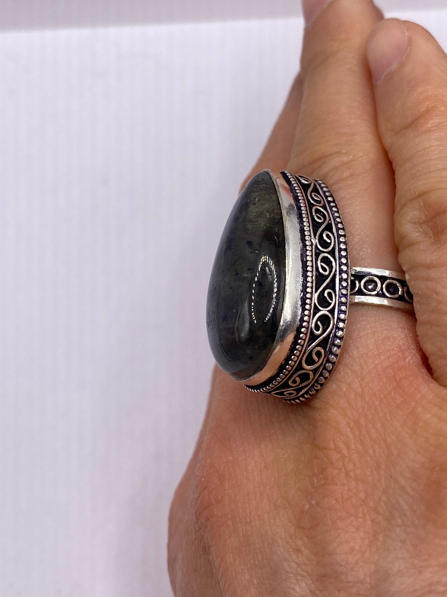 Vintage Blue Green Labradorite Moonstone Silver Cocktail Ring