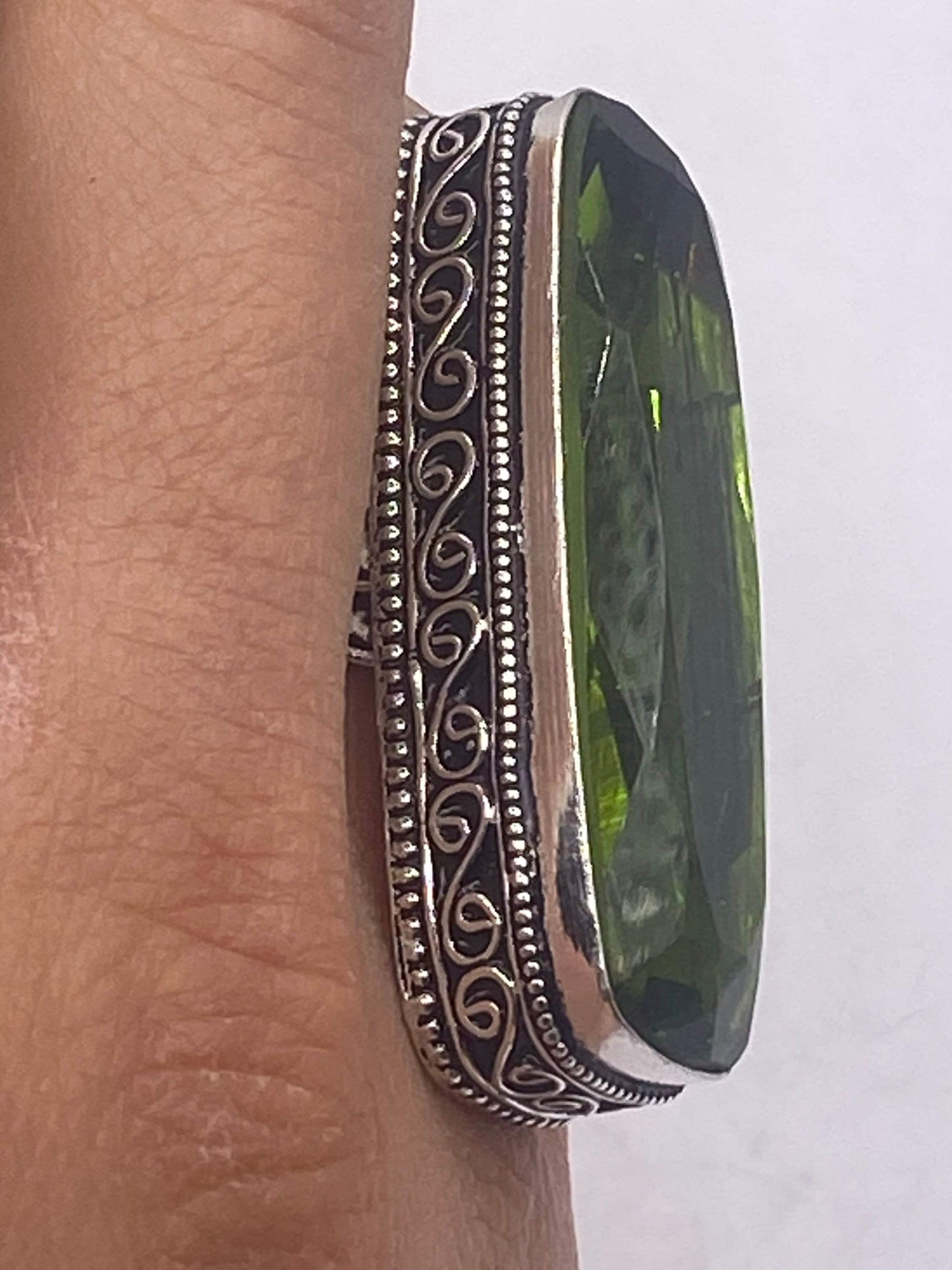 Vintage Green Antique Glass Cocktail Ring