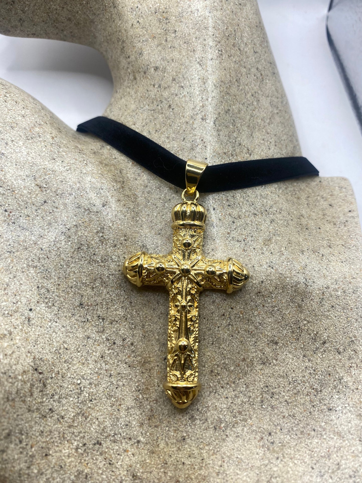 vintage Celtic Gold Stainless Steel Cross pendant necklace