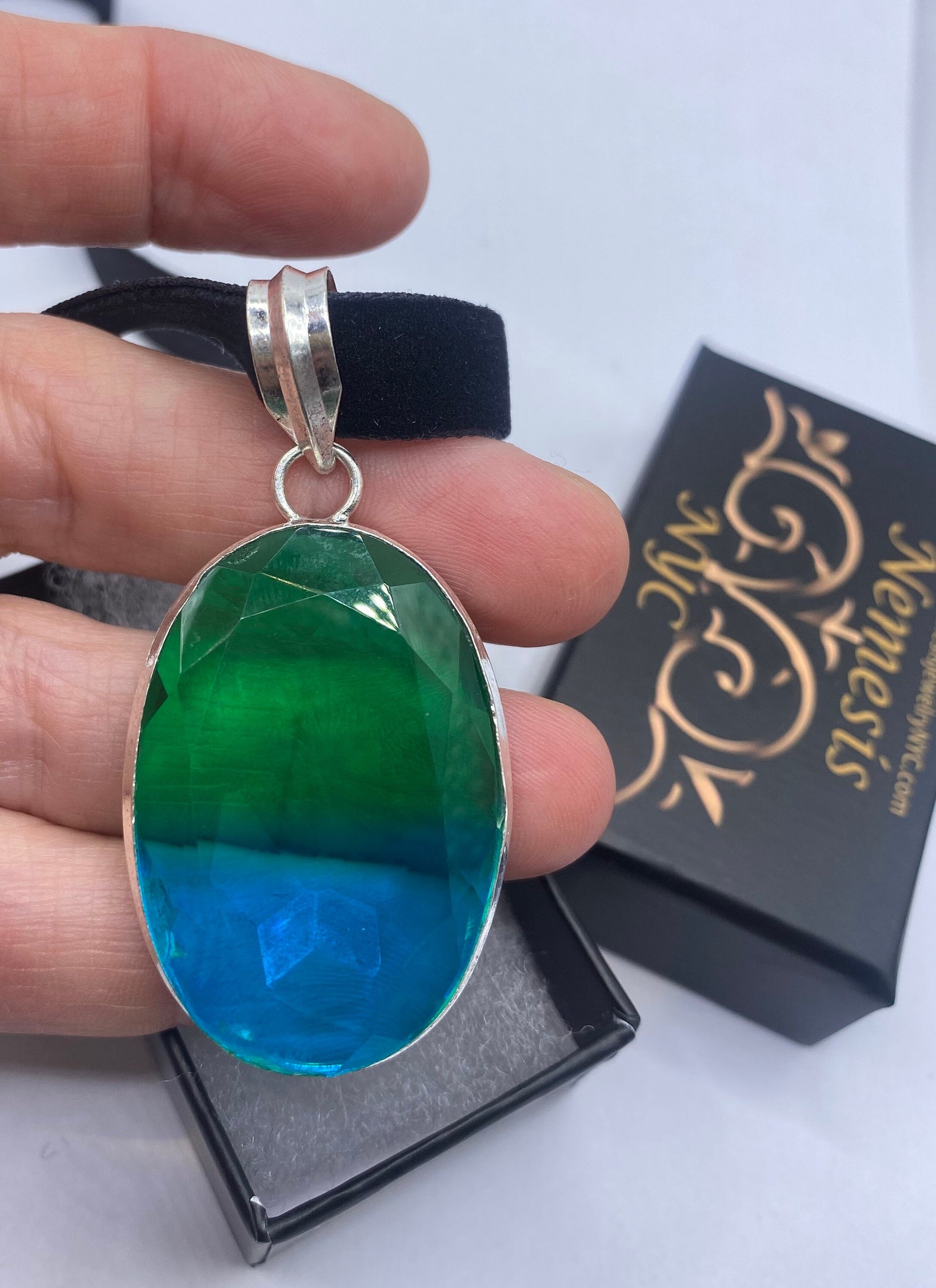 Vintage Green Glass Choker Silver Finished Necklace