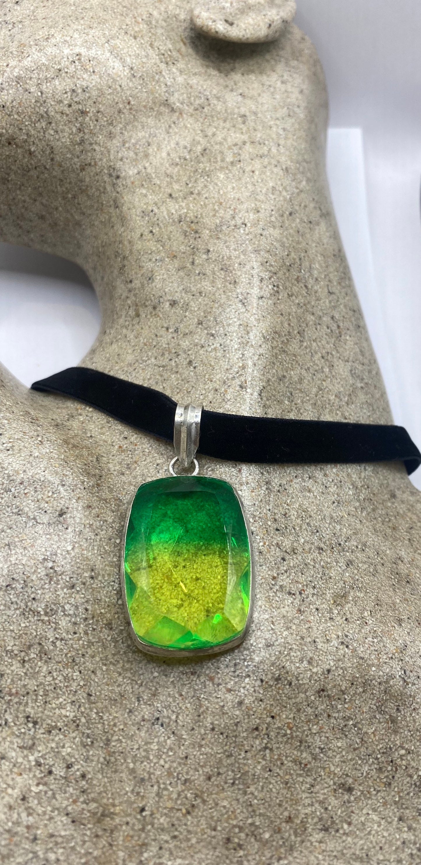 Vintage Green Glass Choker Silver Finished Necklace