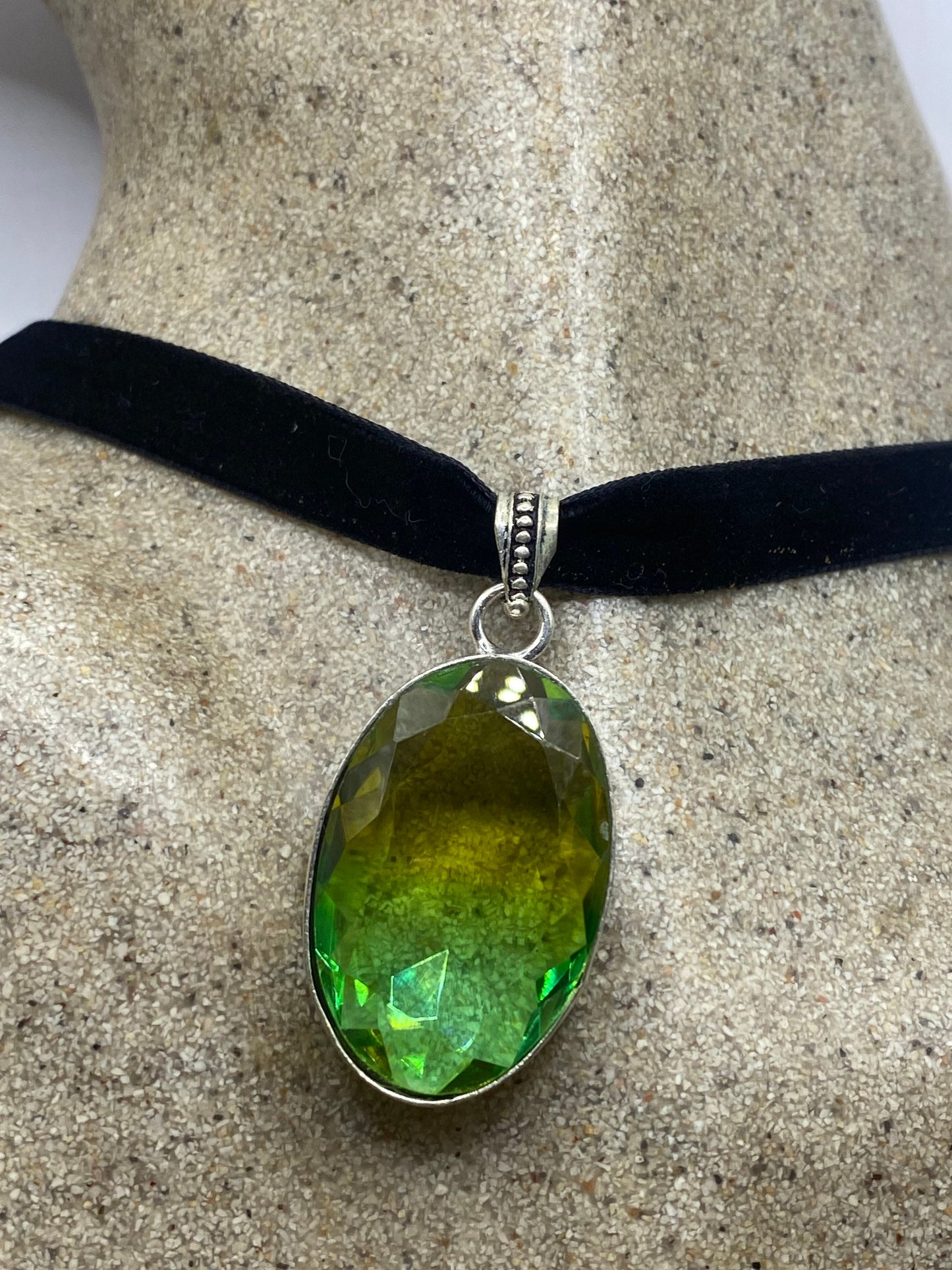 Vintage Green Glass Choker Silver Finished Necklace
