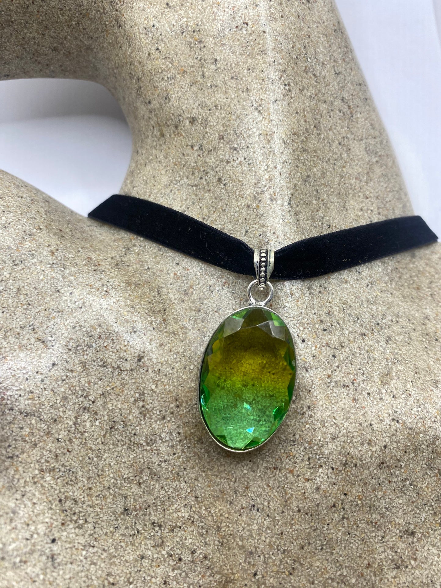Vintage Green Glass Choker Silver Finished Necklace