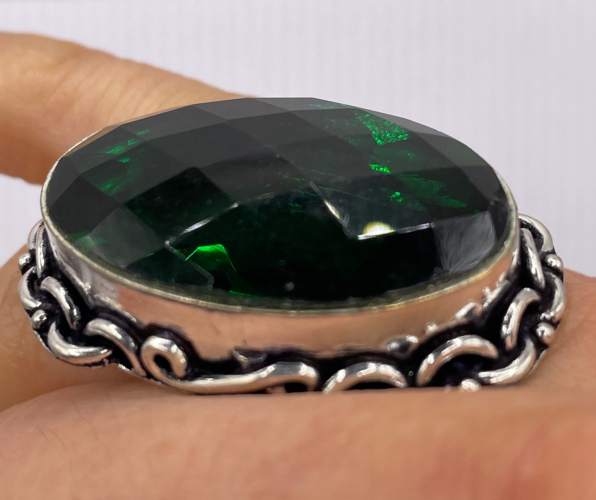 Vintage Green Antique Glass Cocktail Ring