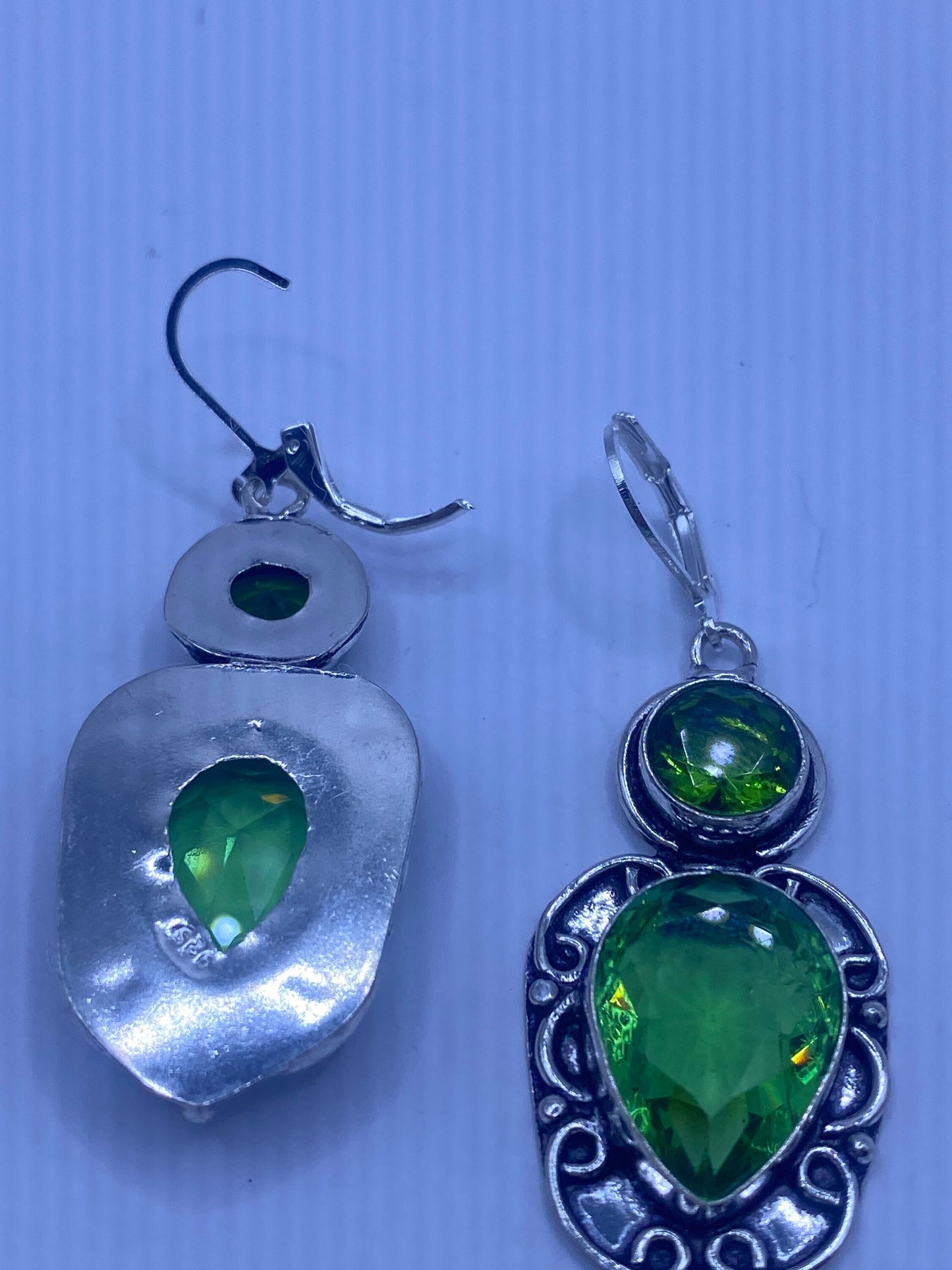 Vintage Green Crystal Glass Earrings 925 Sterling Silver Leverback