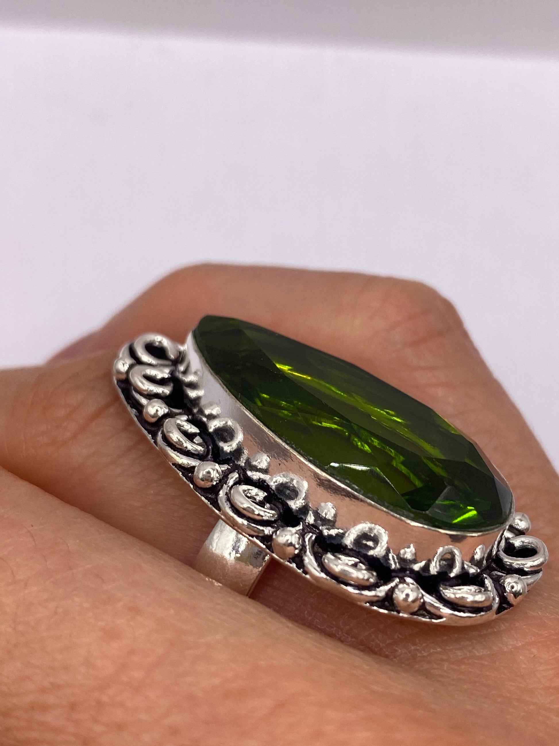 Vintage Green Antique Glass Cocktail Ring