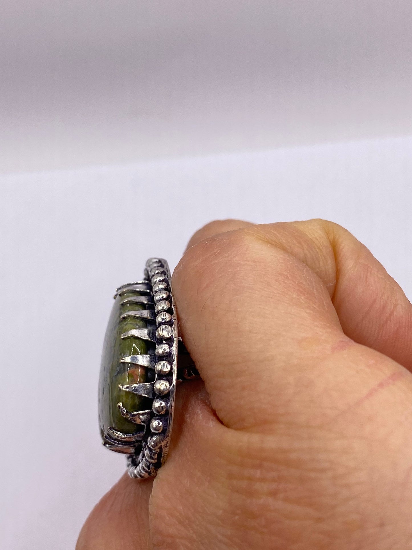 Vintage Green Unikcyte Silver Ring Size 7.25