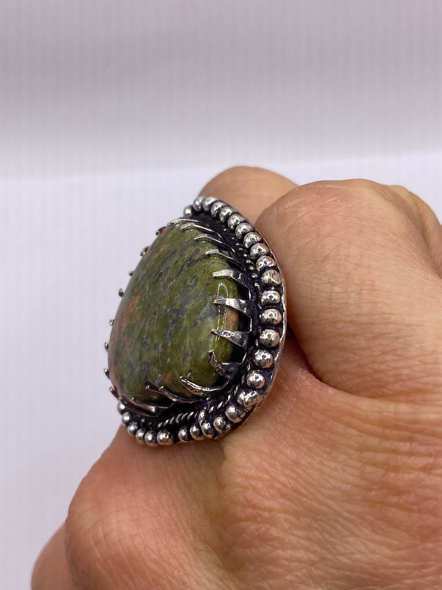 Vintage Green Unikcyte Silver Ring Size 7.25