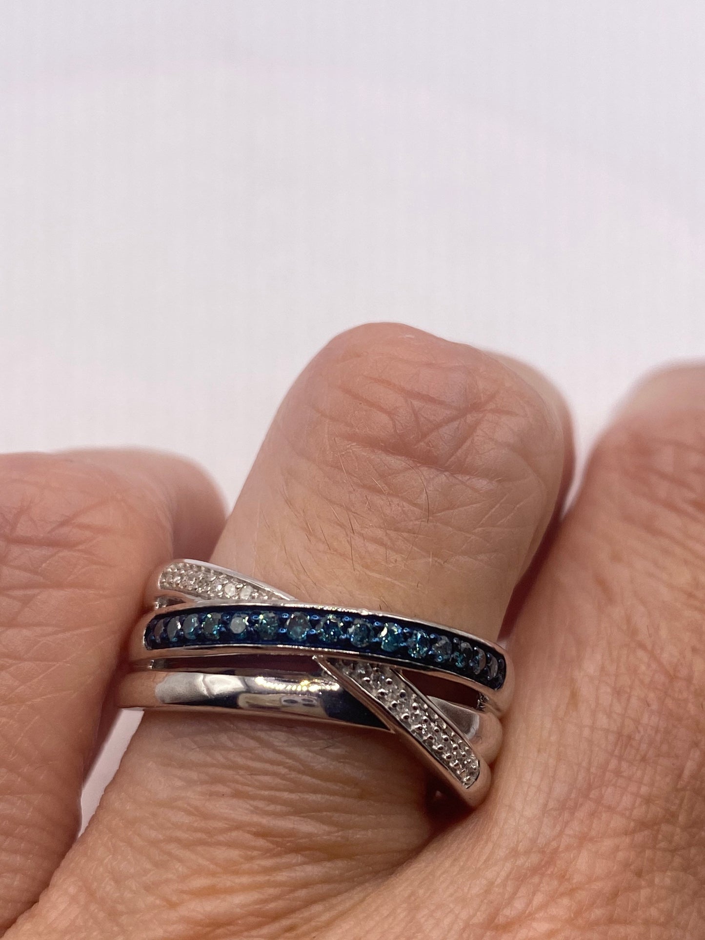Vintage Blue and White Diamond 925 Sterling Silver Wedding Band Ring