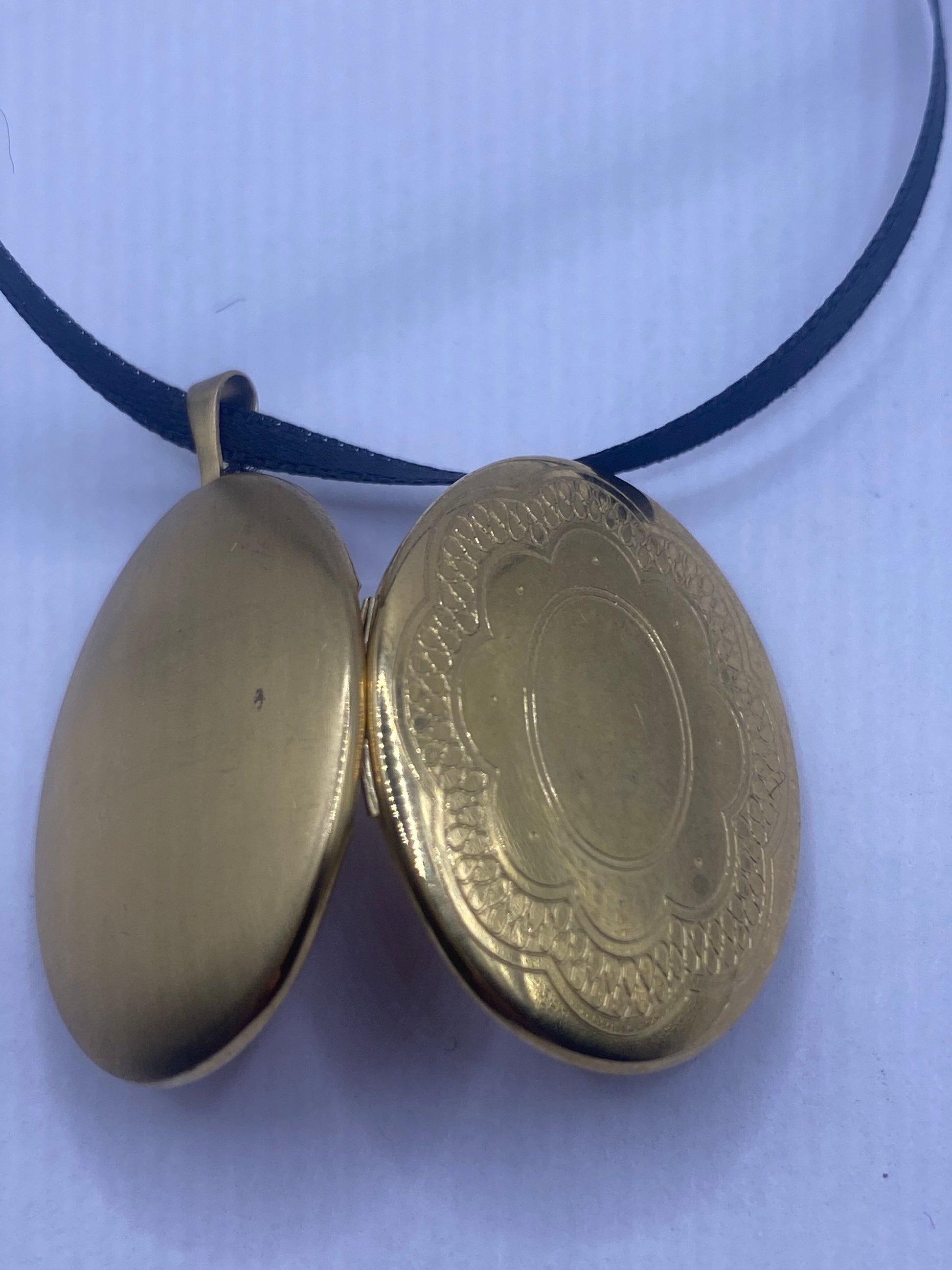 Vintage Locket Choker Gold Filled Necklace