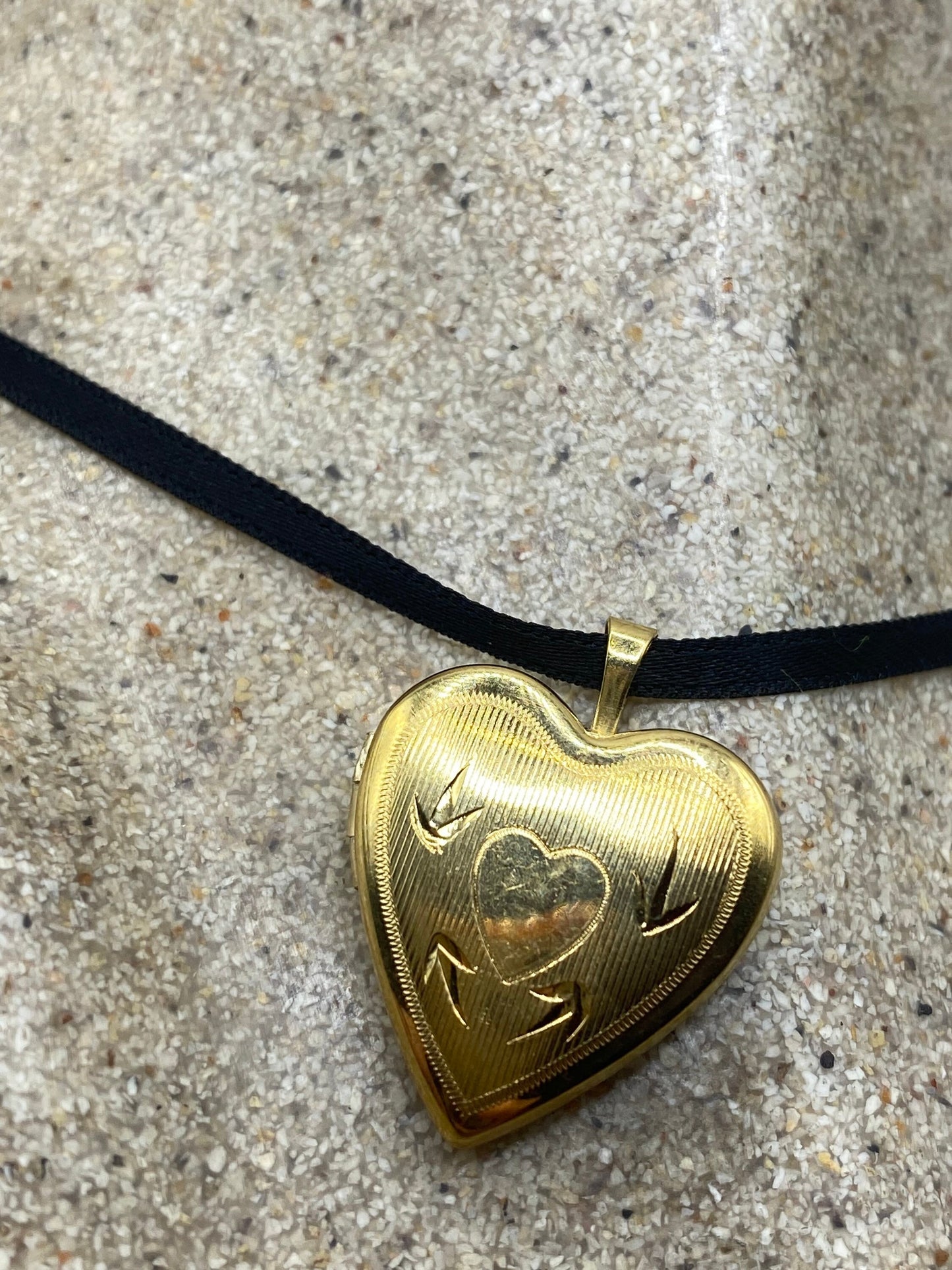 Vintage Gold Locket | Tiny Heart 9k Gold Filled Pendant Photo Memory Charm Engraved Arrows Hearts | Choker Necklace
