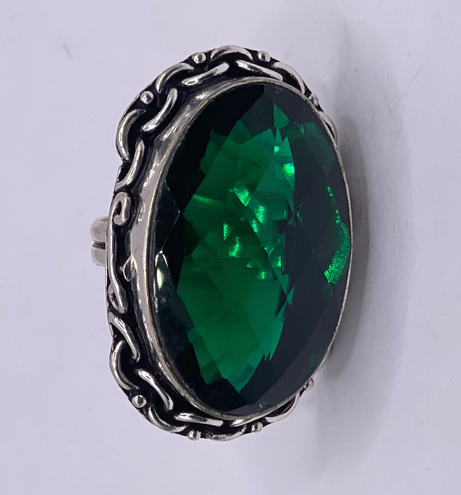 Vintage Green Antique Glass Cocktail Ring