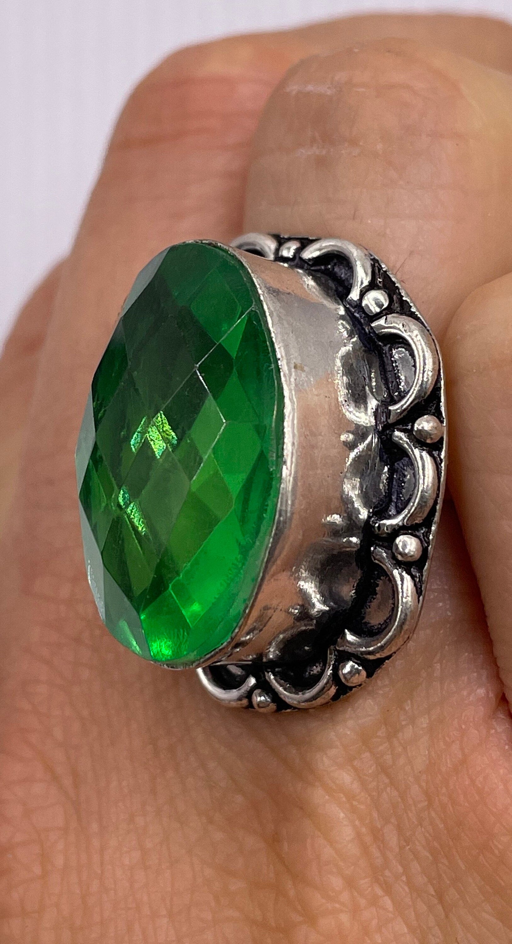 Vintage Green Antique Glass Cocktail Ring