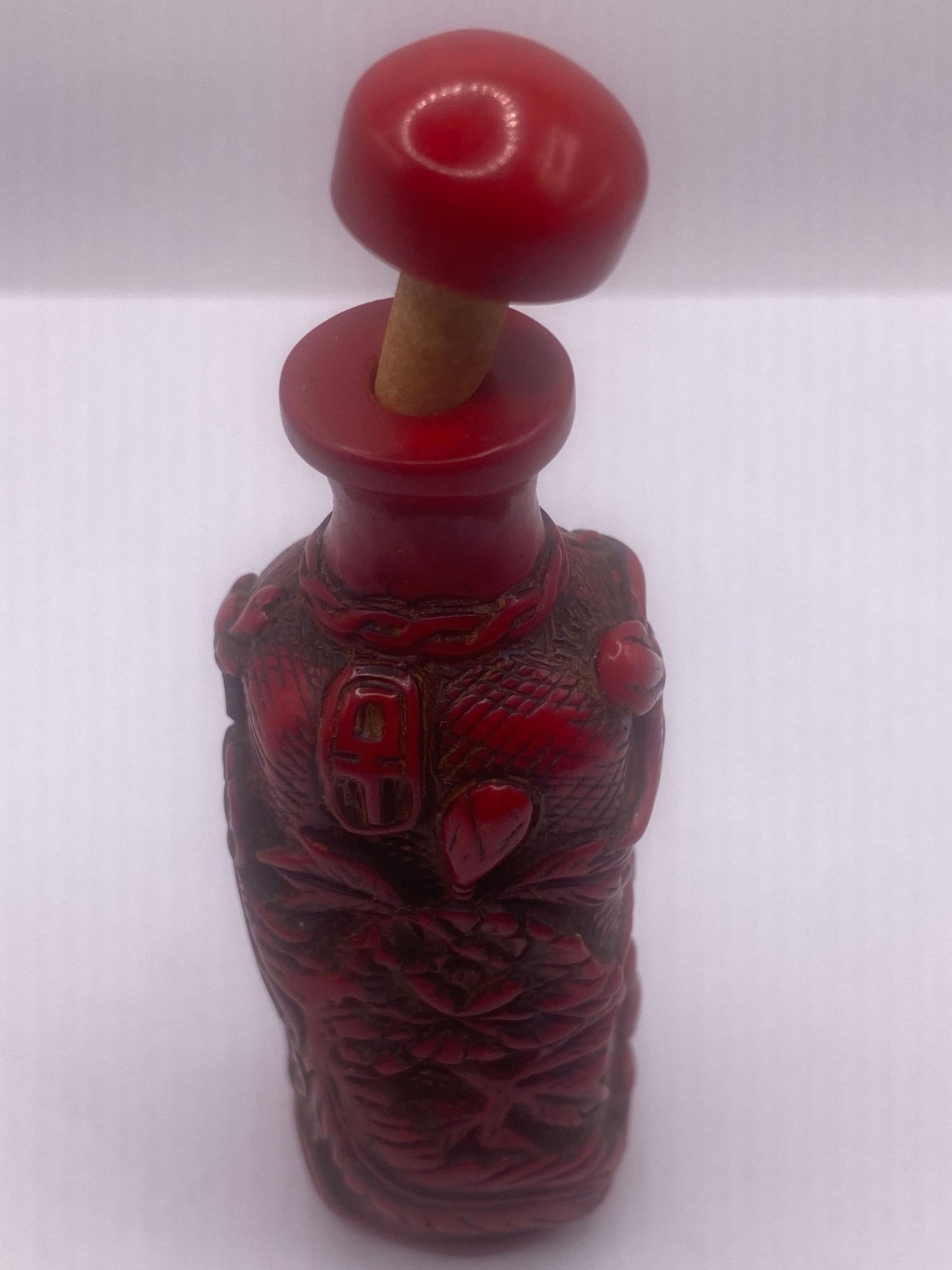 Vintage Dragon Bottle Snuff Perfume Flask Cinnabar Resin