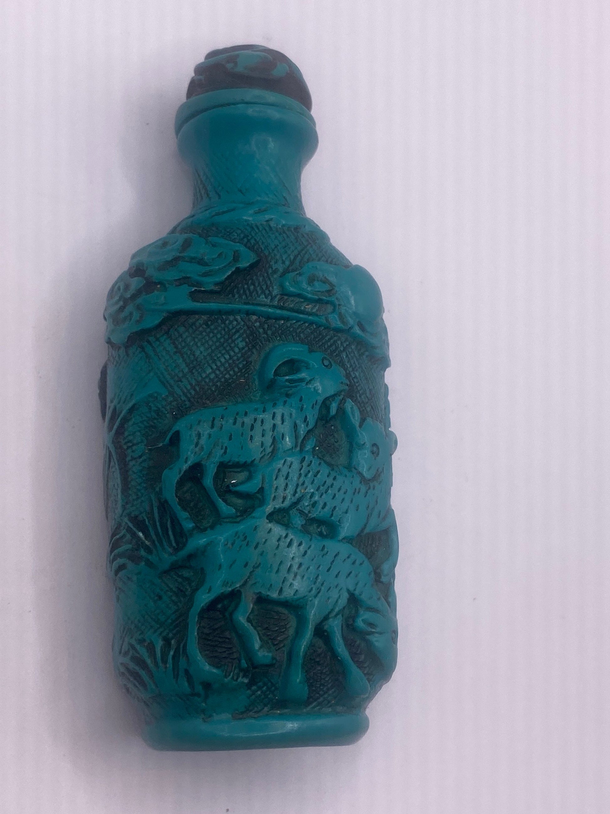 Vintage Bird Bottle Snuff Perfume Flask Cinnabar Resin