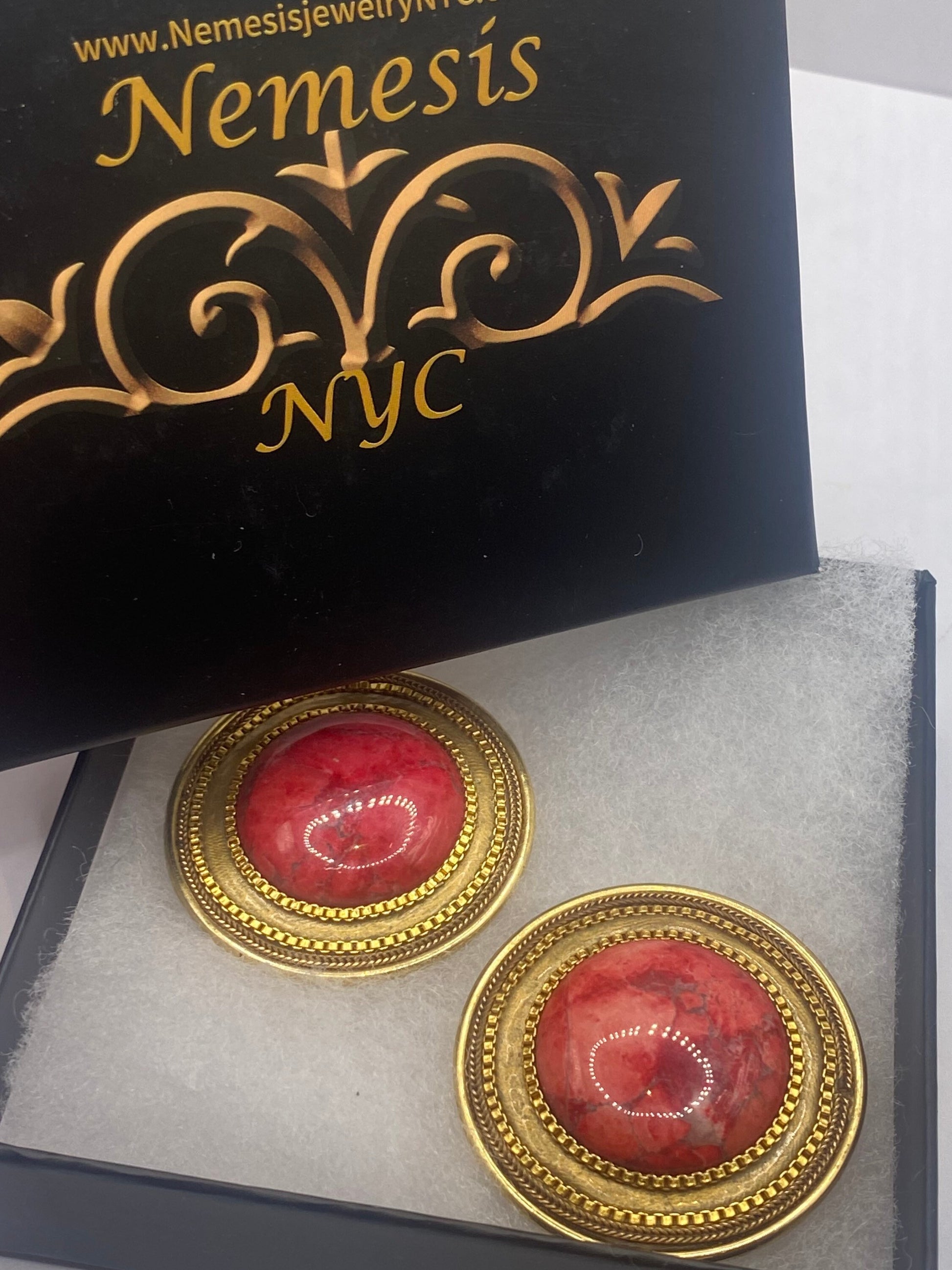 Vintage Pink Cherry Quartz Earrings in Golden Bronze Clip-On
