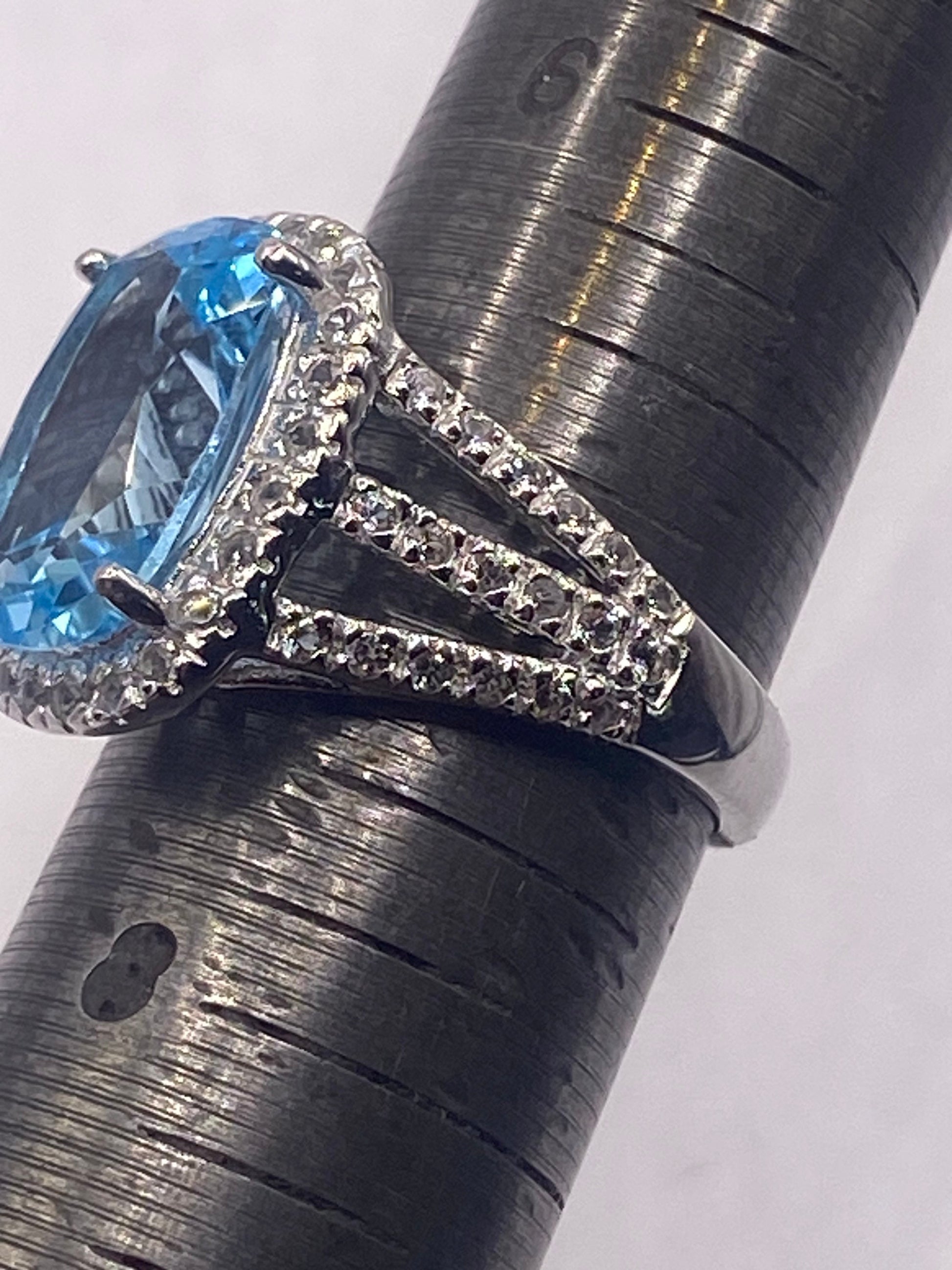 Vintage Blue Topaz White Diamond 925 Sterling Silver Promise Ring