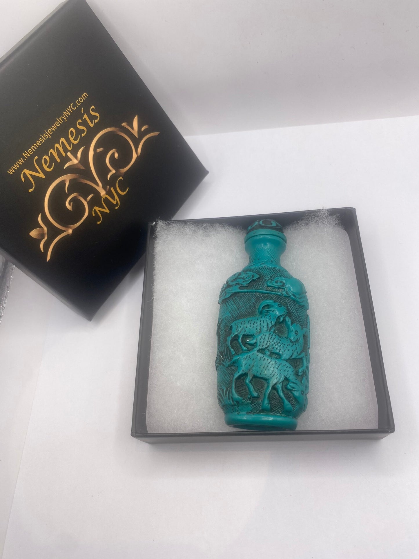 Vintage Bird Bottle Snuff Perfume Flask Cinnabar Resin