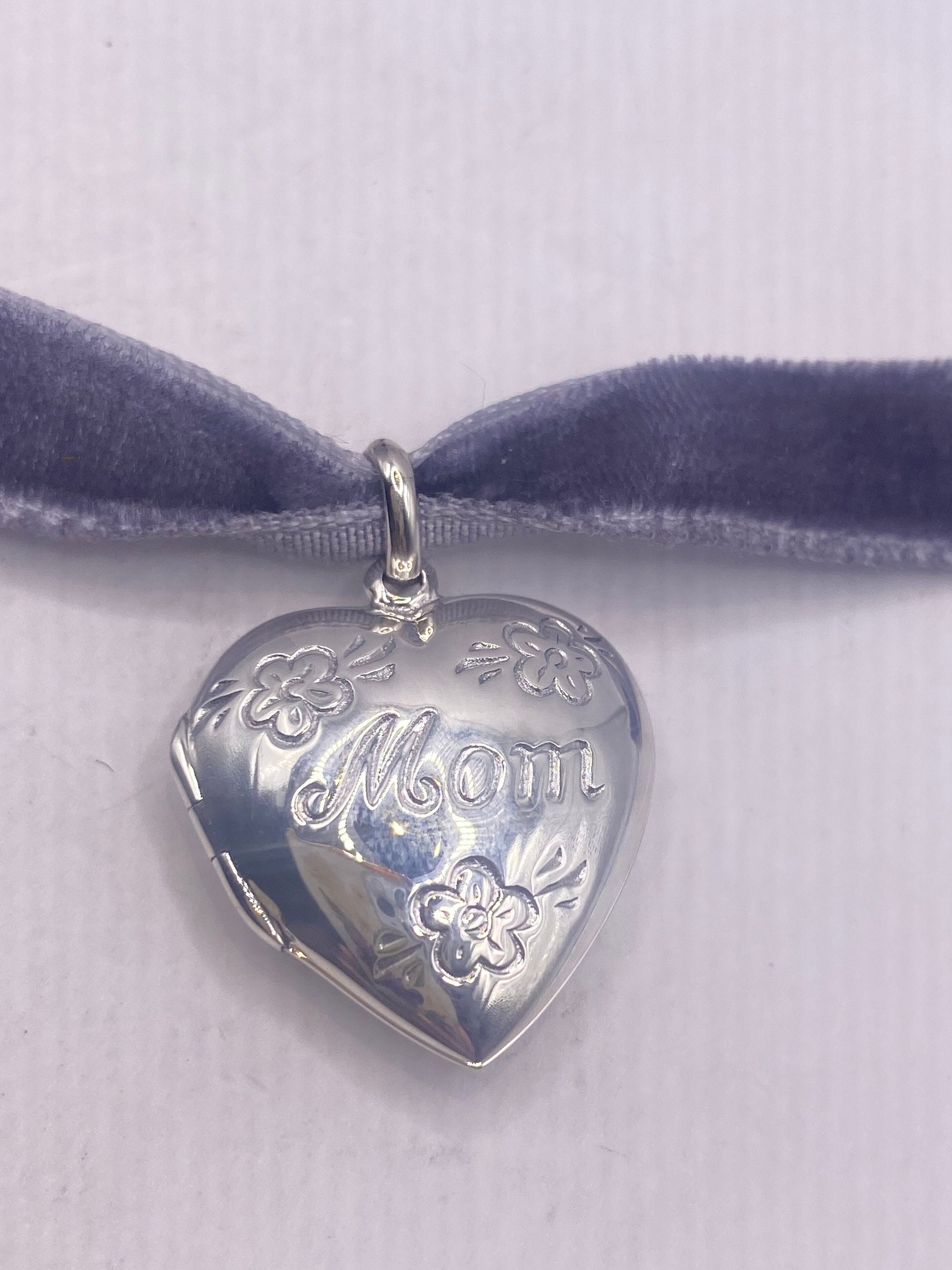 Vintage Silver Locket |Tiny Heart Pendant Photo Memory Charm Engraved Mom Flowers | 925 Sterling Silver Choker Necklace