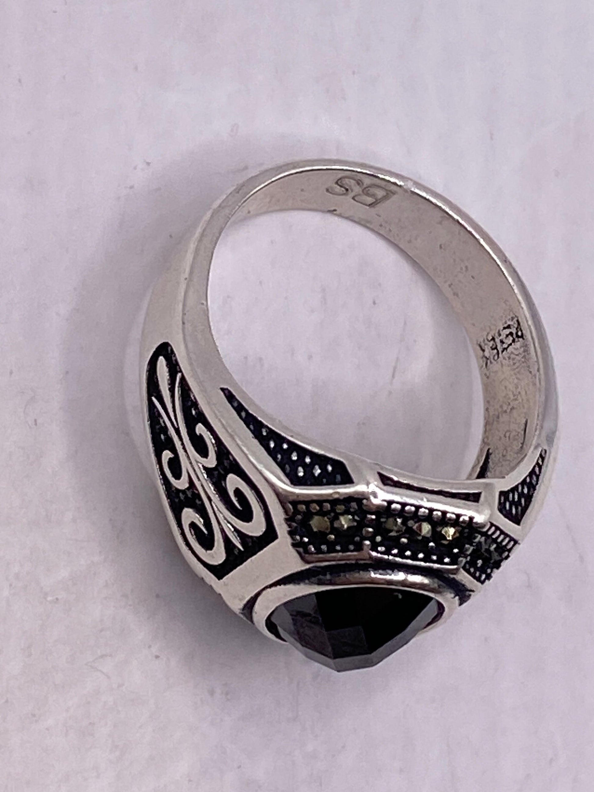 Vintage Hematite Mens Ring in 925 Sterling Silver Persian Styled with Genuine Faceted Hematite