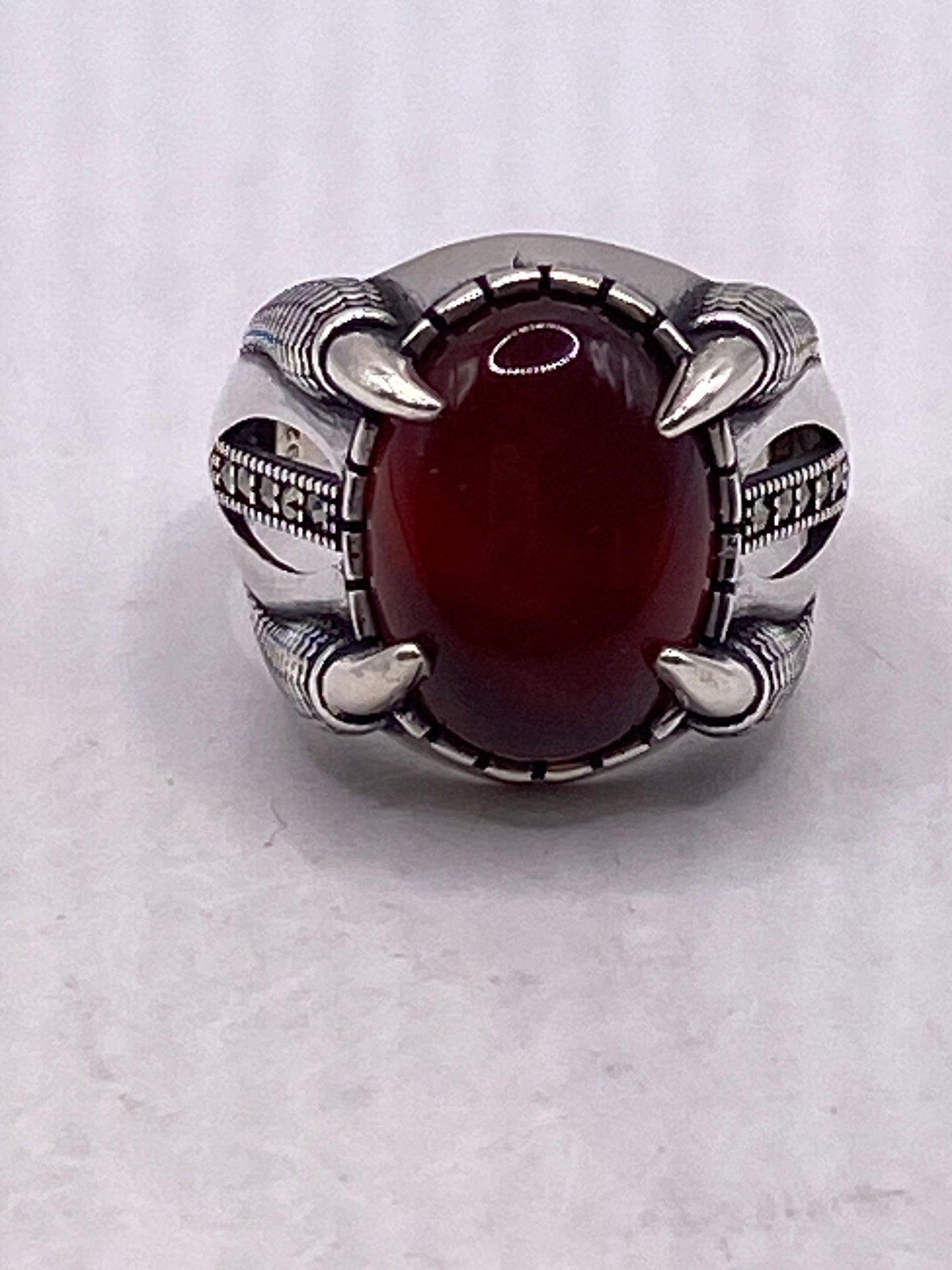 Vintage Genuine Red Carnelian 925 Sterling Silver Marcasite Ring