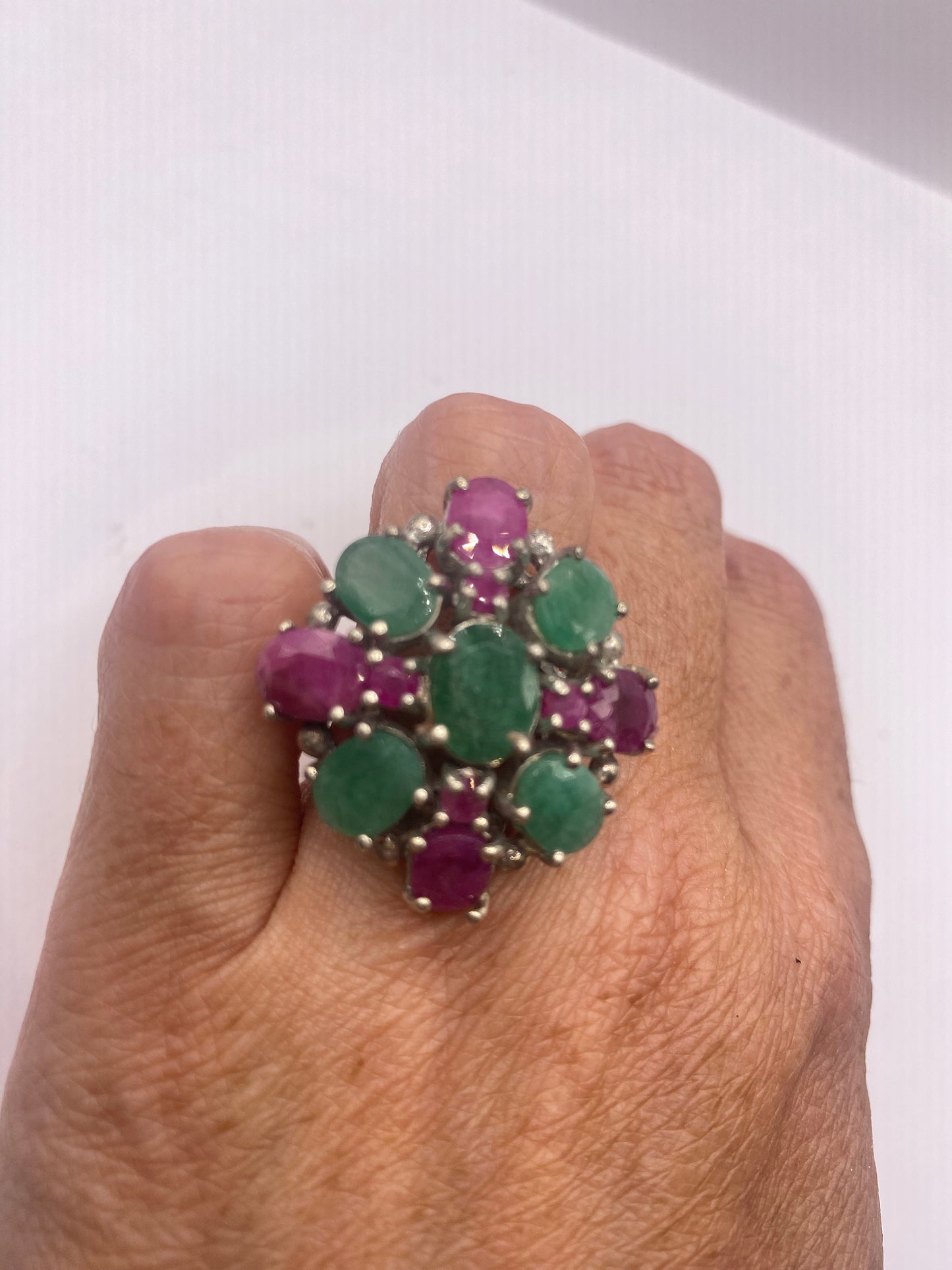 Vintage Green Emerald and Ruby 925 Sterling Silver Ring Size 7
