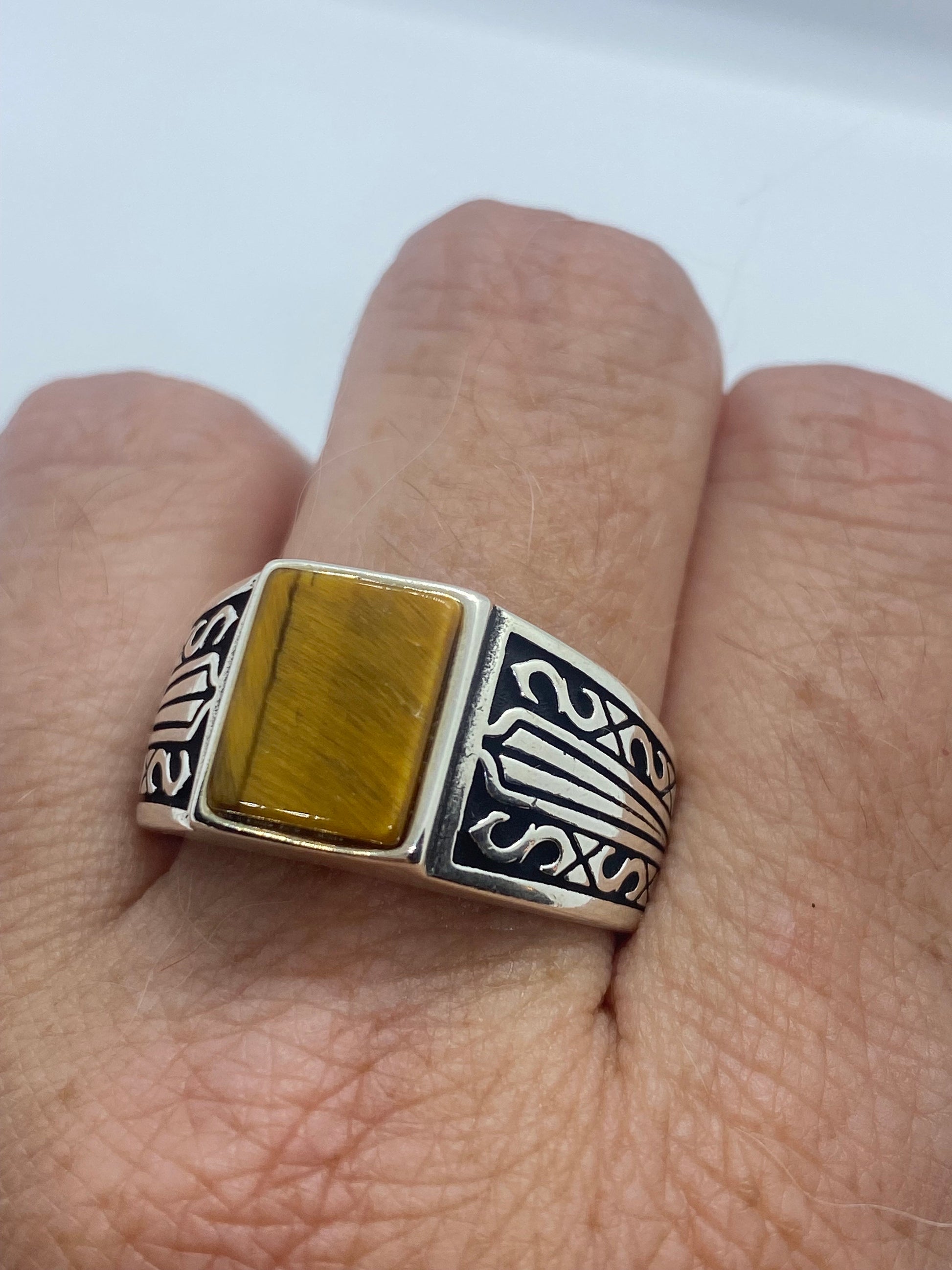 Vintage 1970 Gothic Sterling silver Genuine Tigers Eye Mens Ring